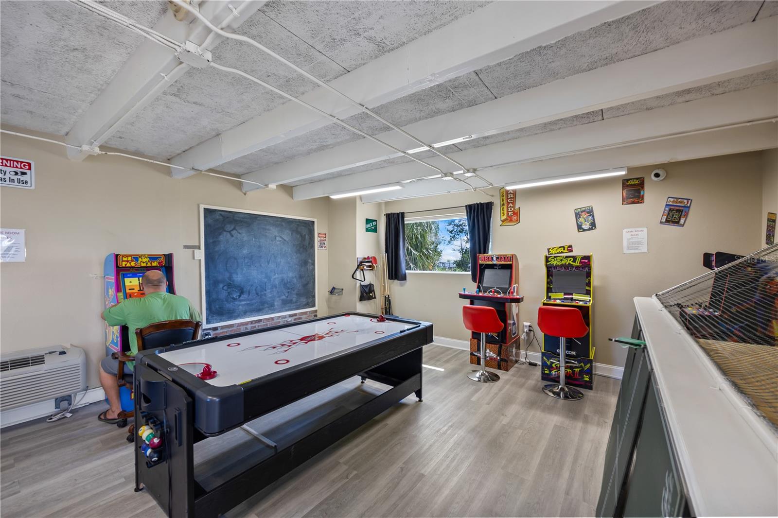 611 Destiny Dr #204 Property Photo 30