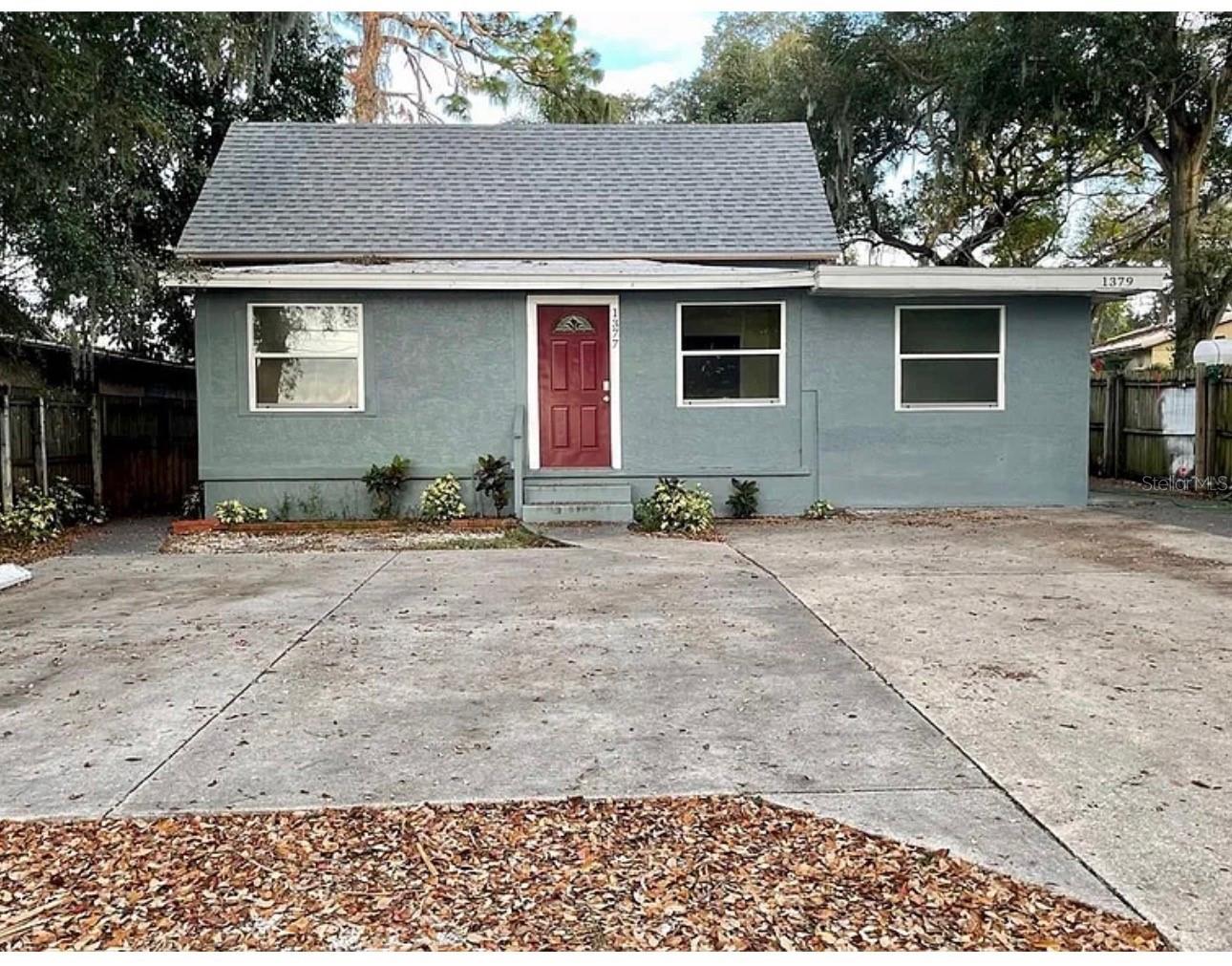 1379 S Martin Luther King Jr Ave Property Photo 1