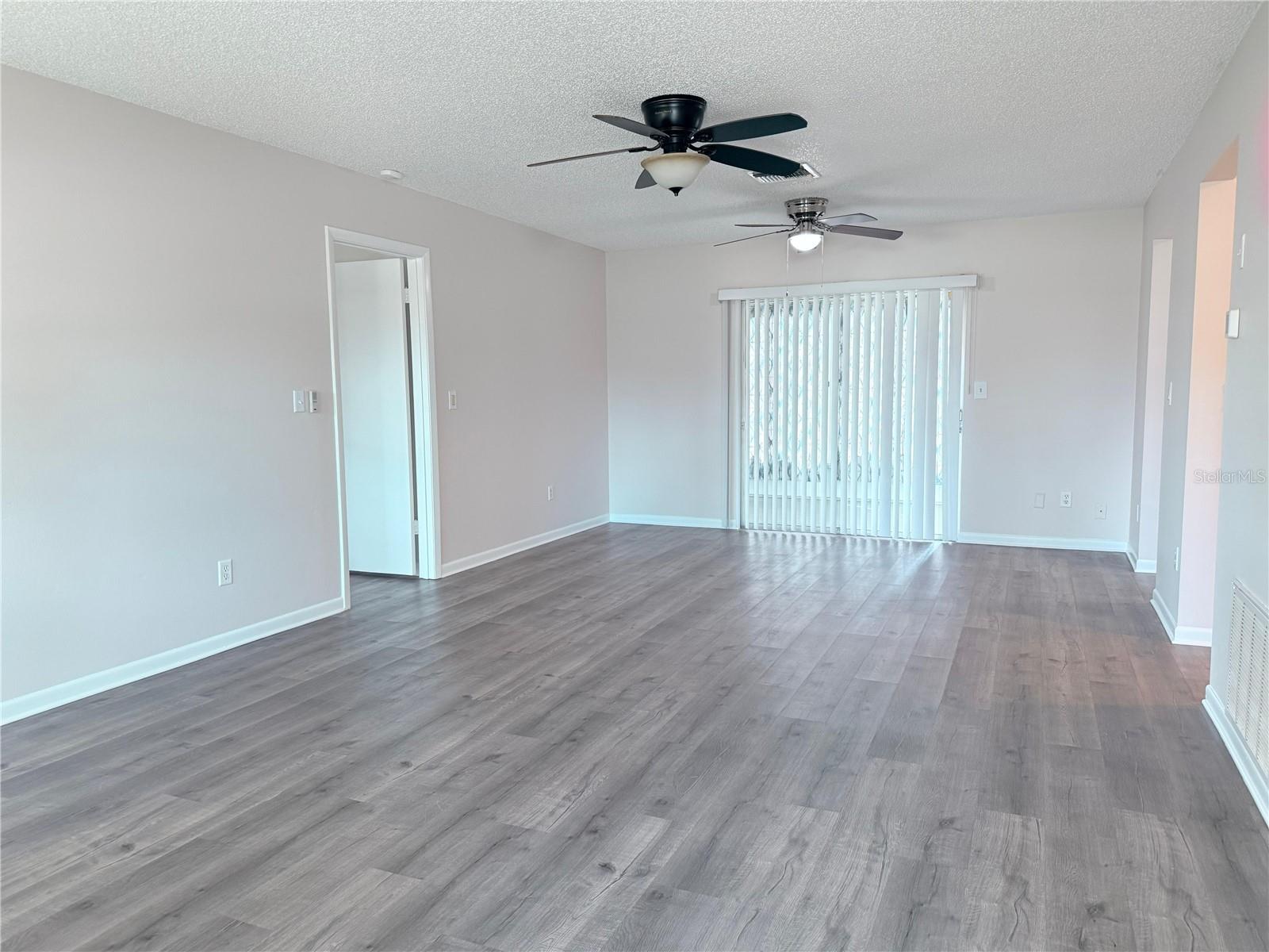 9129 Sewell Ln Property Photo 8