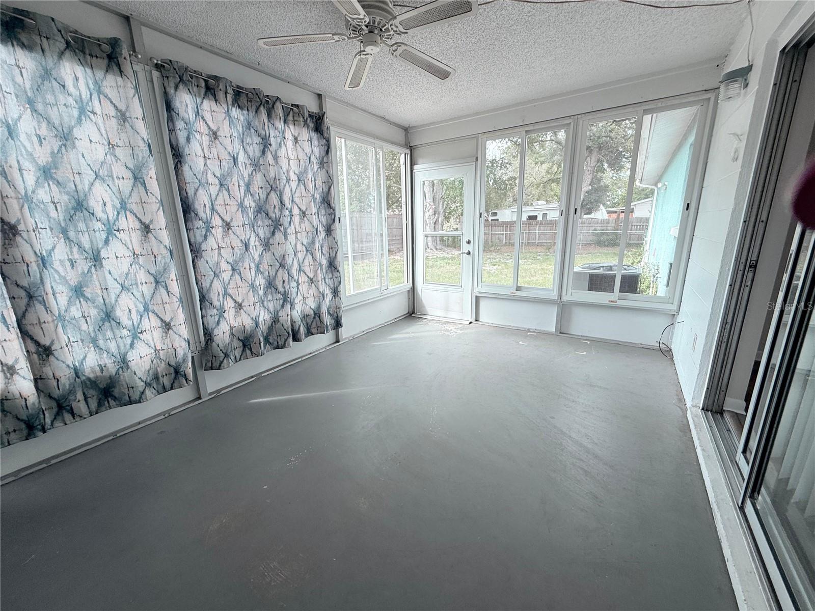9129 Sewell Ln Property Photo 17