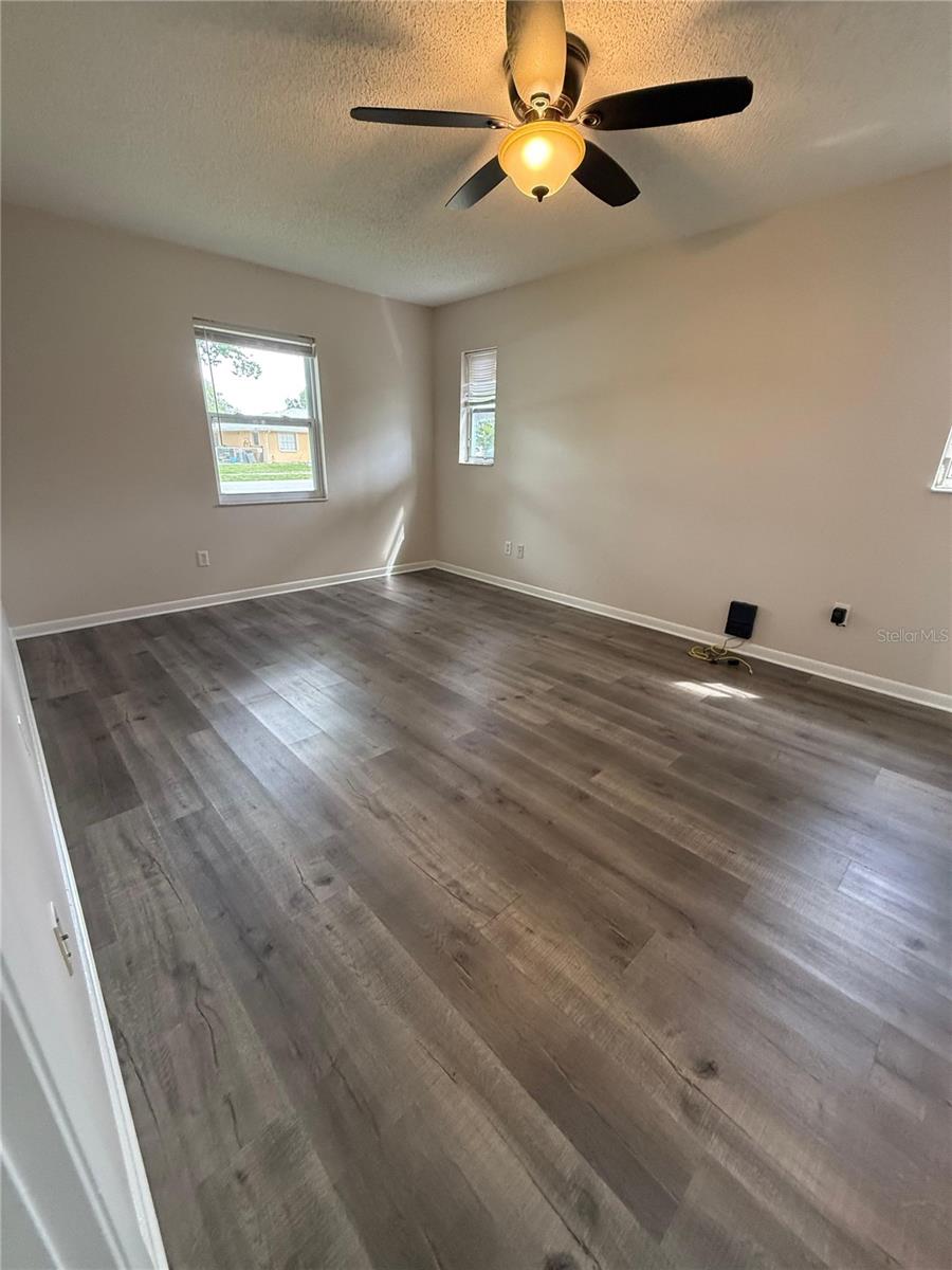 9129 Sewell Ln Property Photo 36
