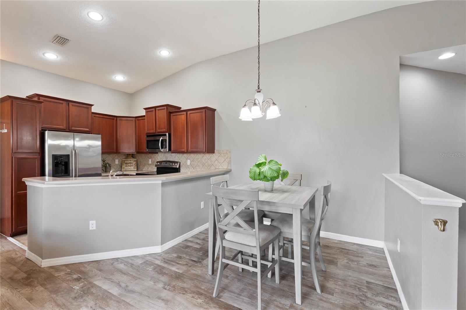 9107 Moonlit Meadows Loop Property Photo 9
