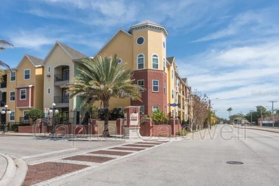 1910 E PALM AVE #11213 Property Photo 1