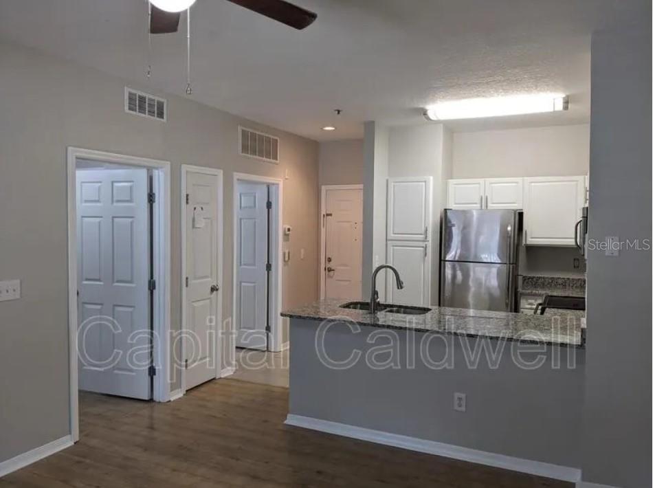1910 E Palm Ave #11213 Property Photo 5