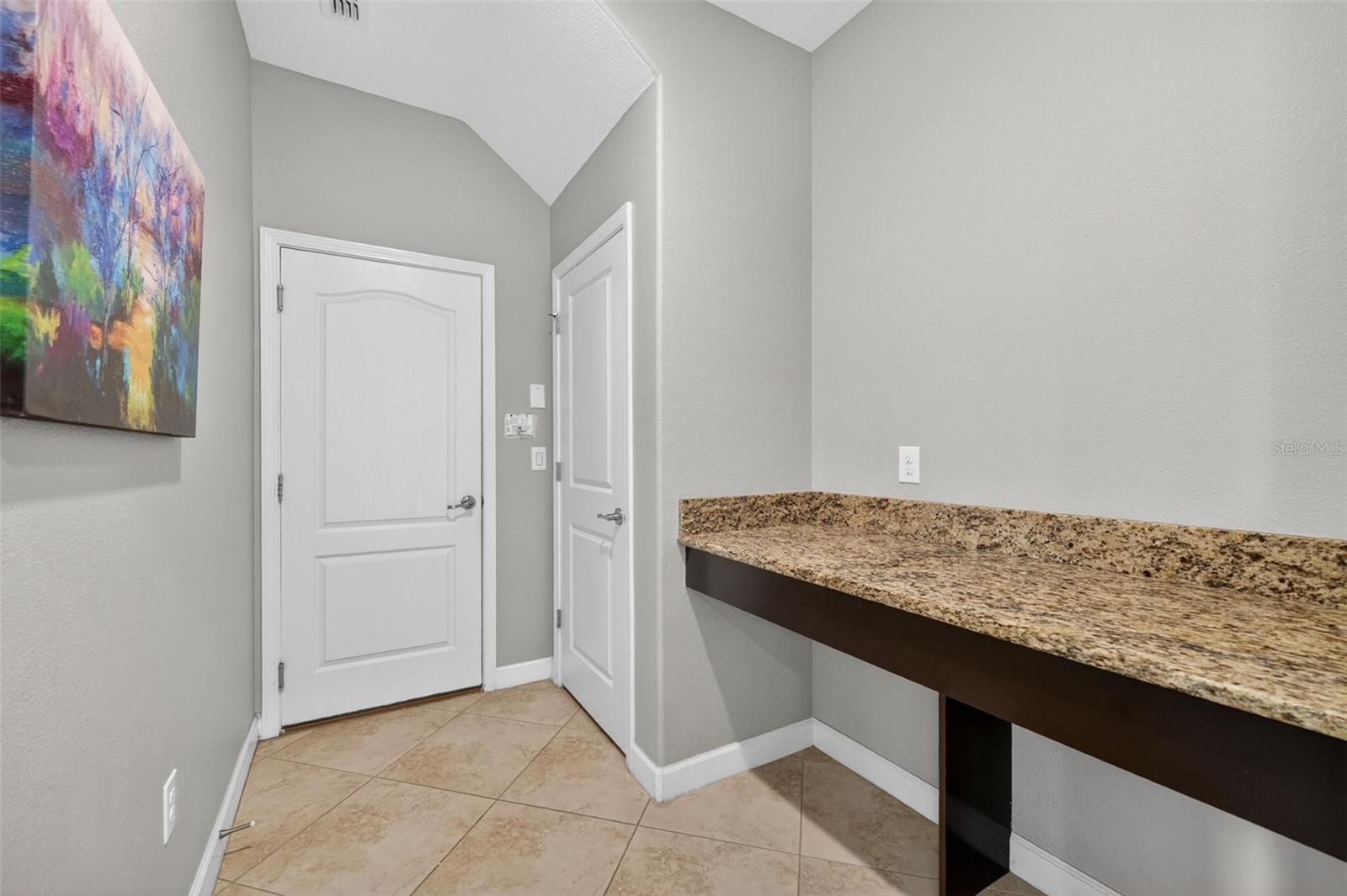 11911 Sand Myrtle Rd Property Photo 16