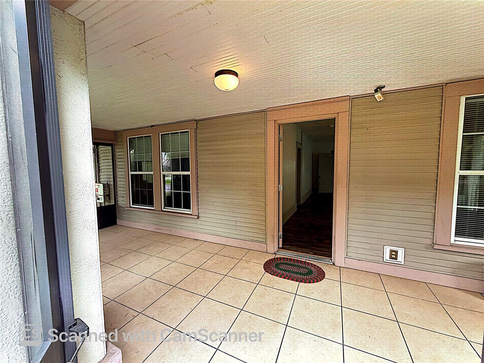 118 W Drew St Property Photo 10