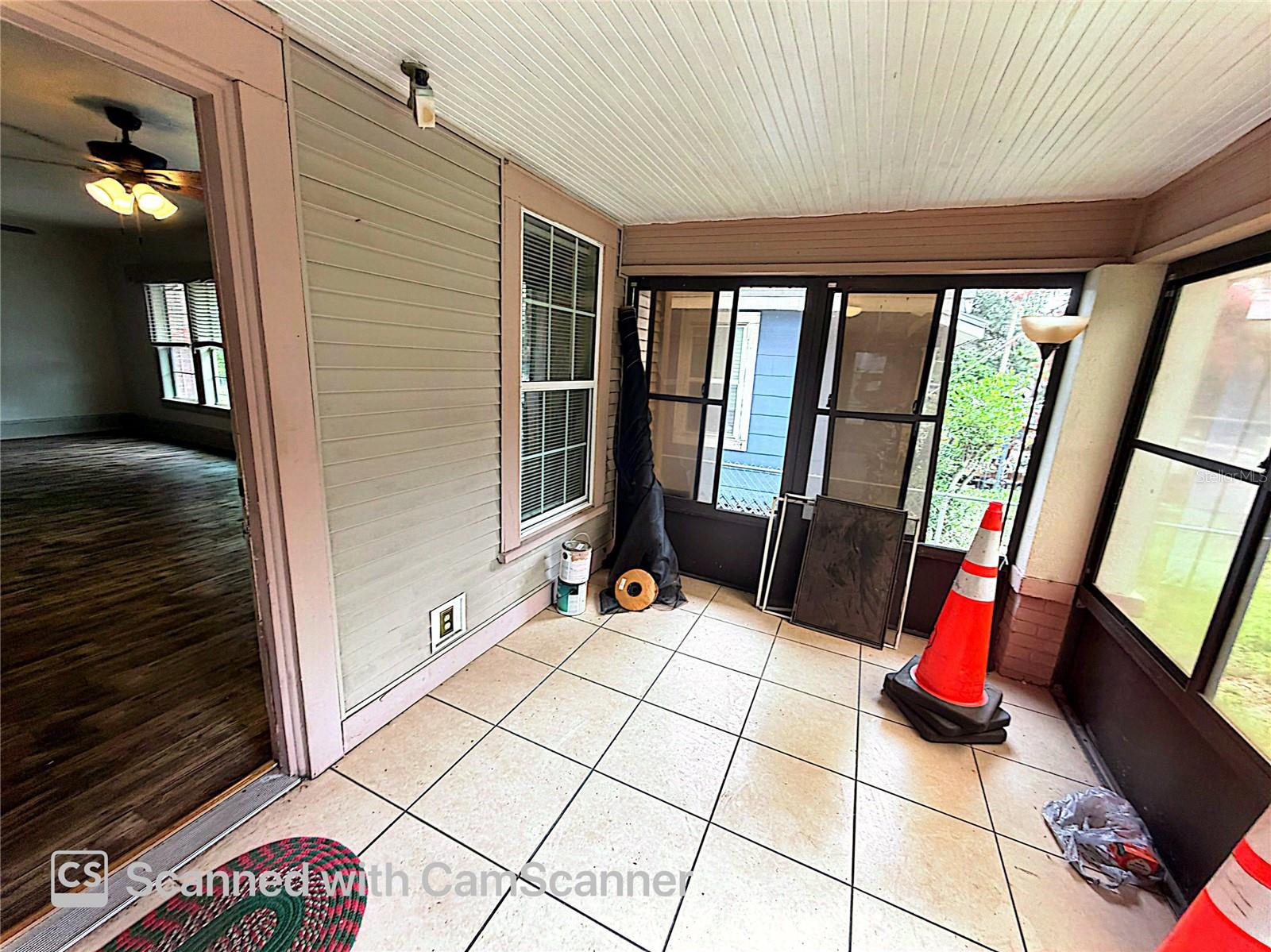 118 W Drew St Property Photo 13
