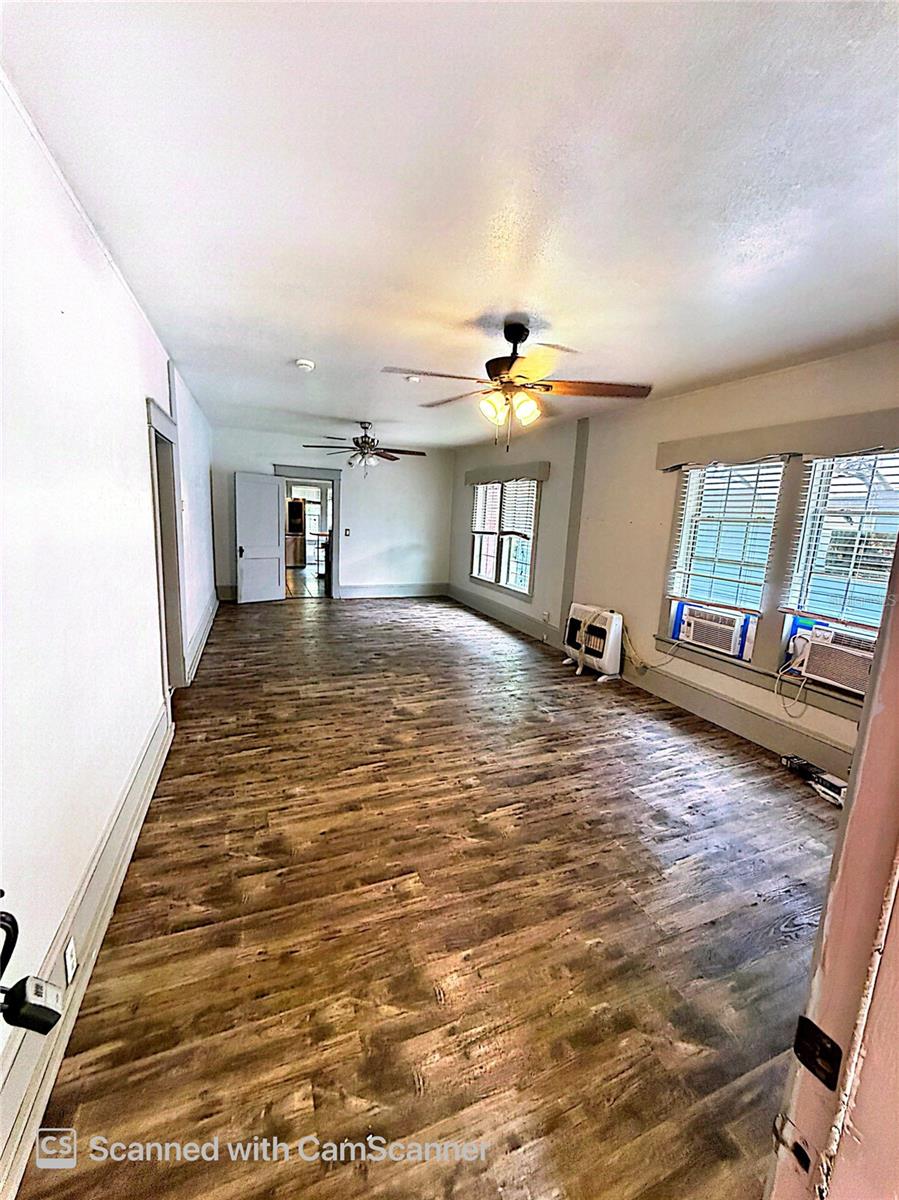 118 W Drew St Property Photo 15