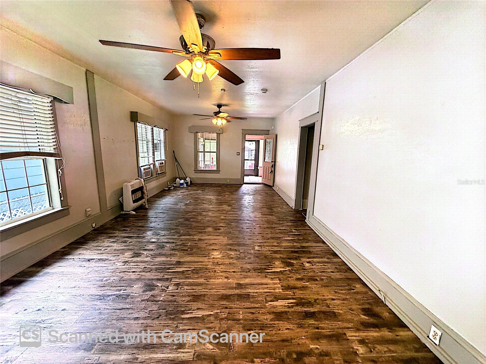 118 W Drew St Property Photo 17
