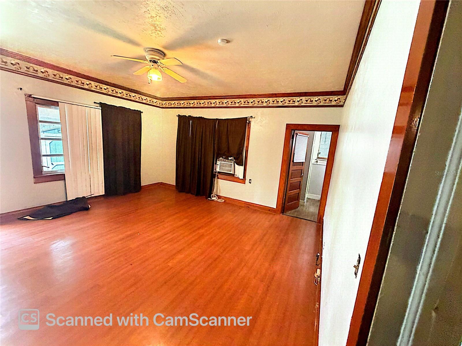 118 W Drew St Property Photo 23