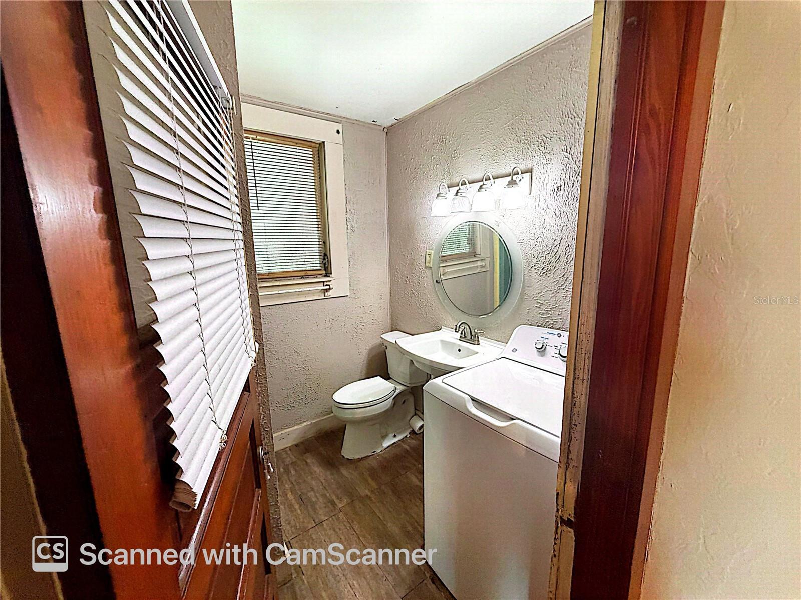 118 W Drew St Property Photo 24