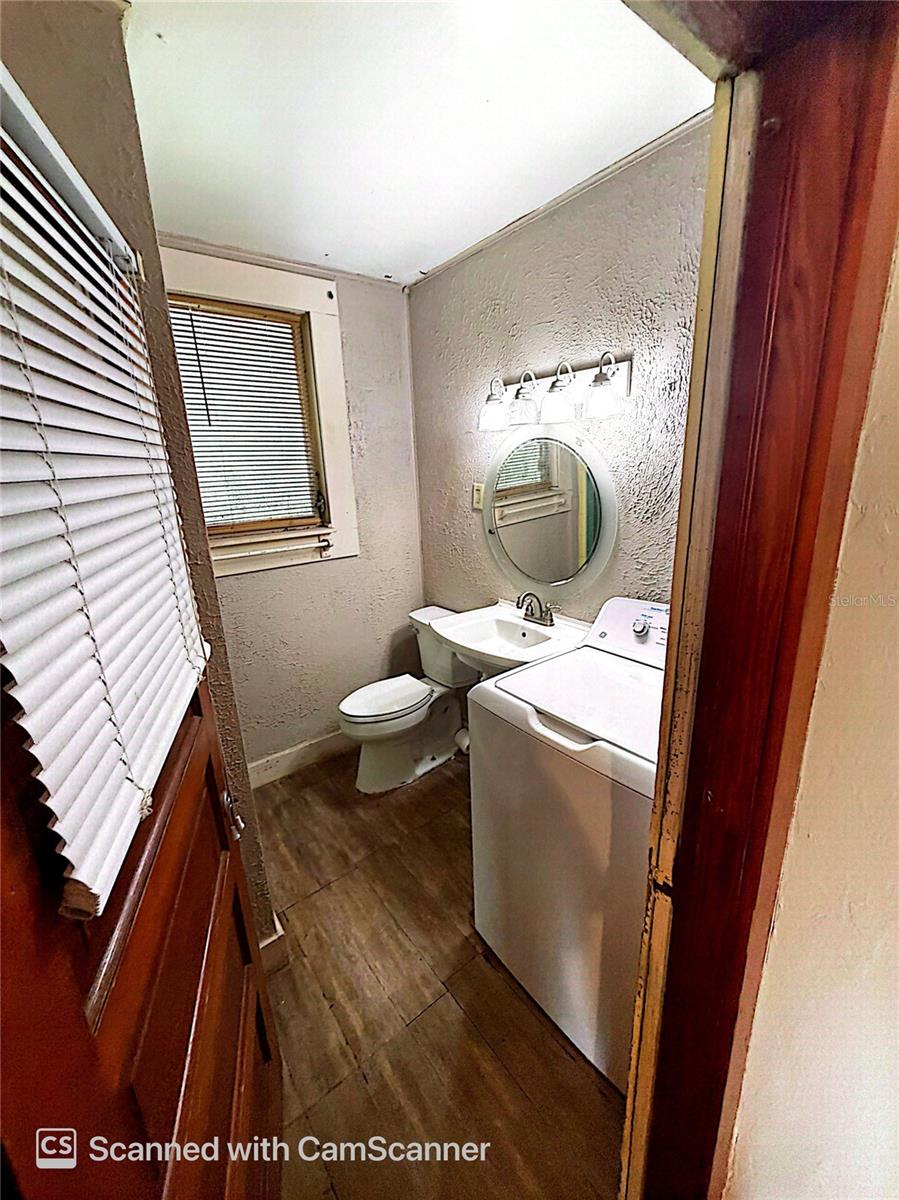 118 W Drew St Property Photo 25