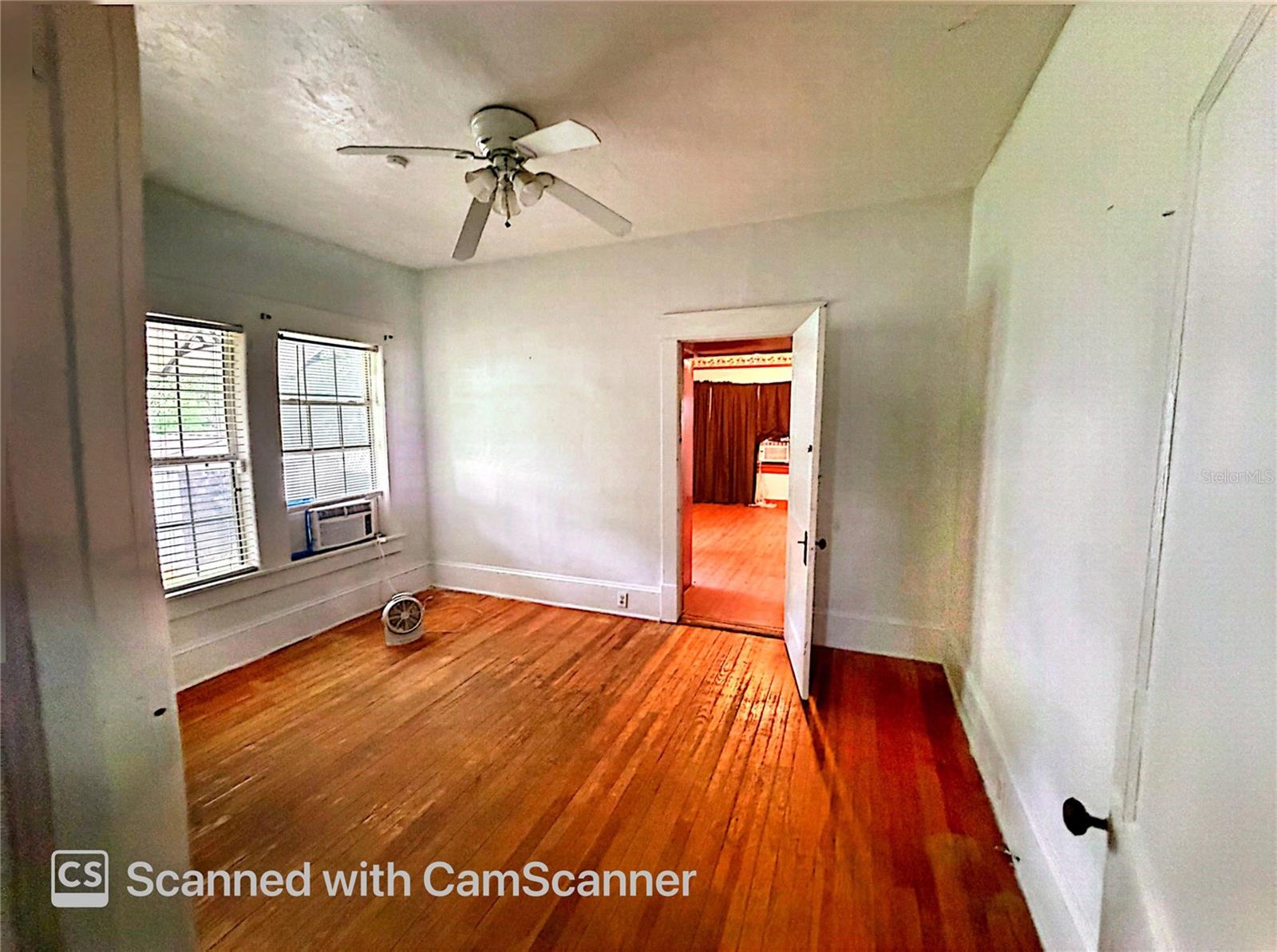 118 W Drew St Property Photo 33