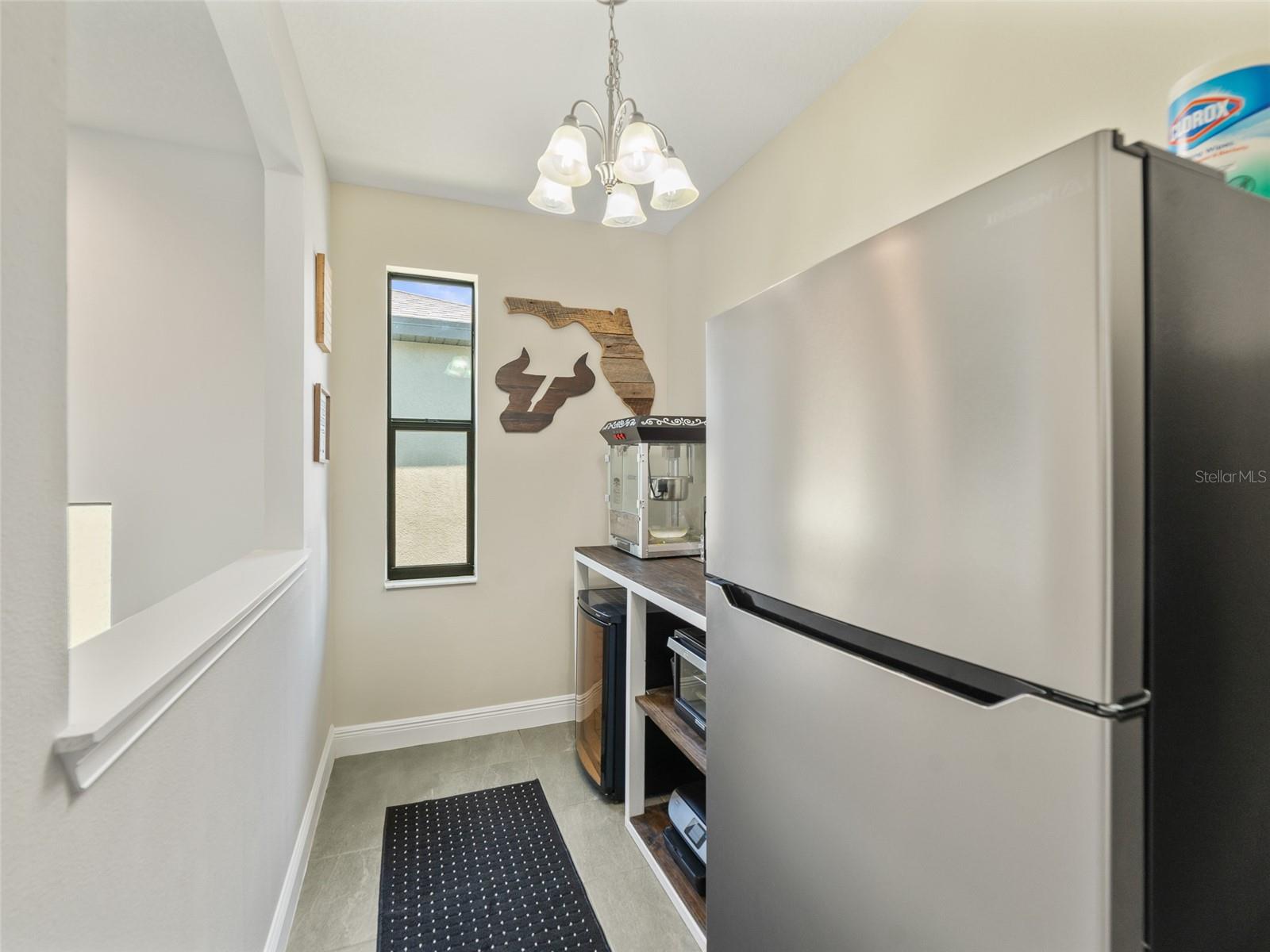 1220 Florablu Dr Property Photo 29