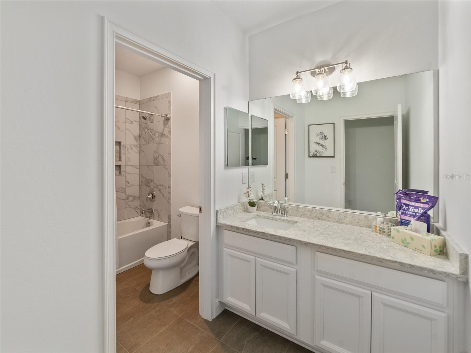 1220 Florablu Dr Property Photo 34