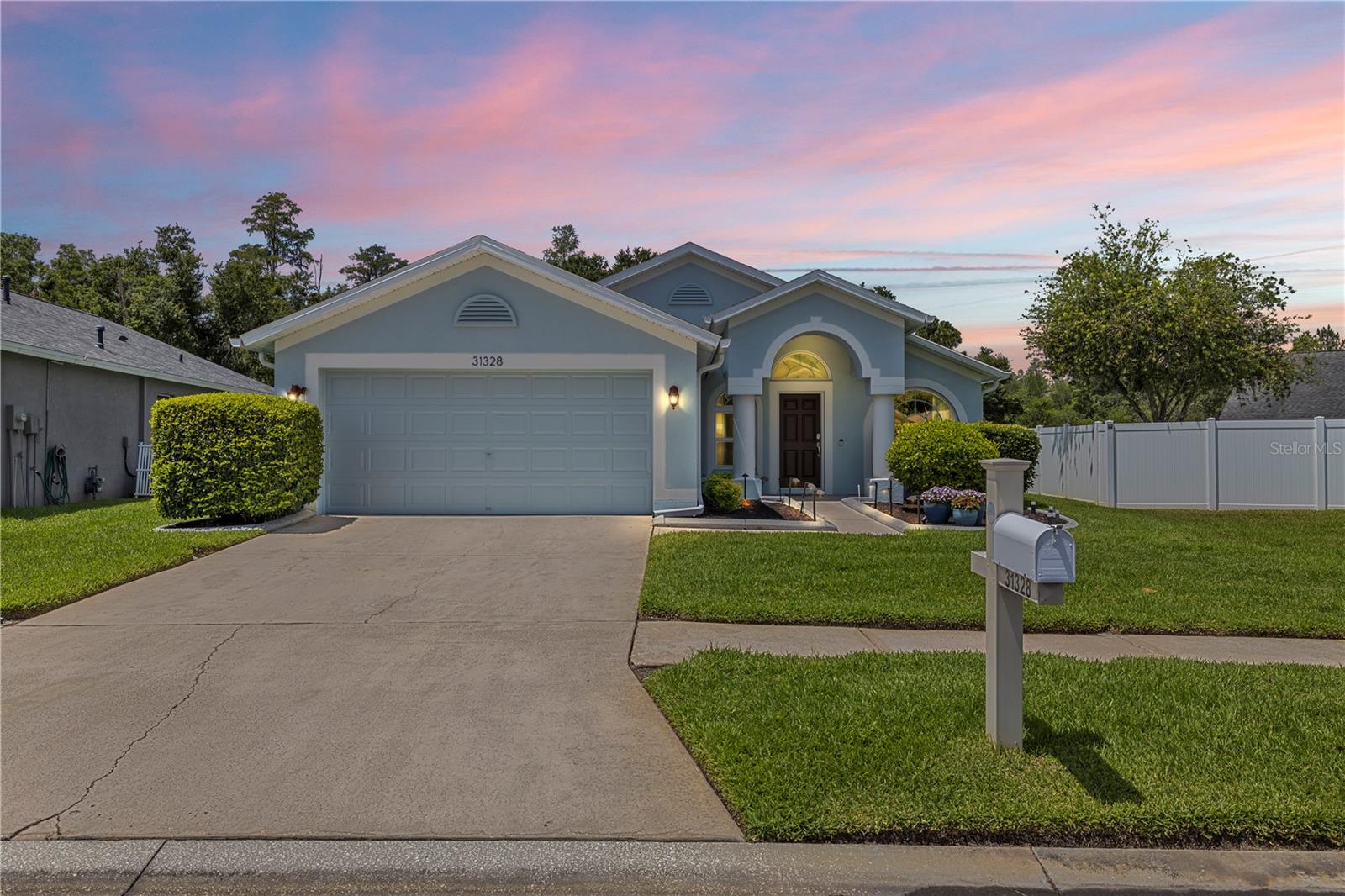 31328 WRENCREST DR Property Photo 1