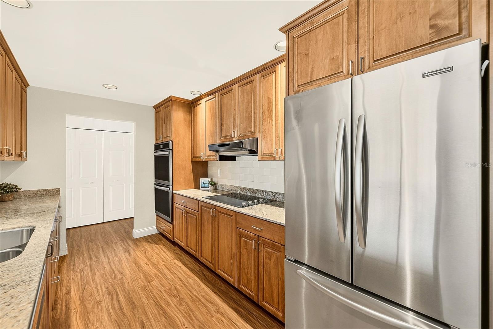 513 Harbor Dr N Property Photo 10