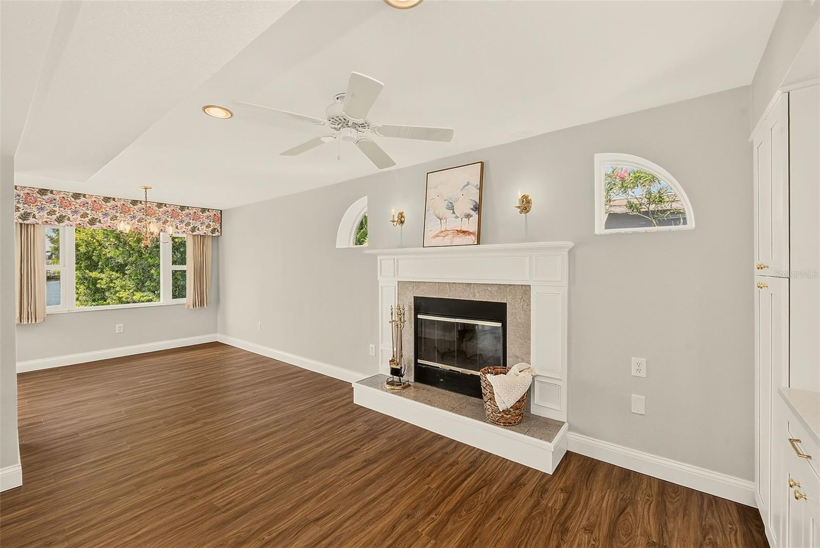 513 Harbor Dr N Property Photo 16