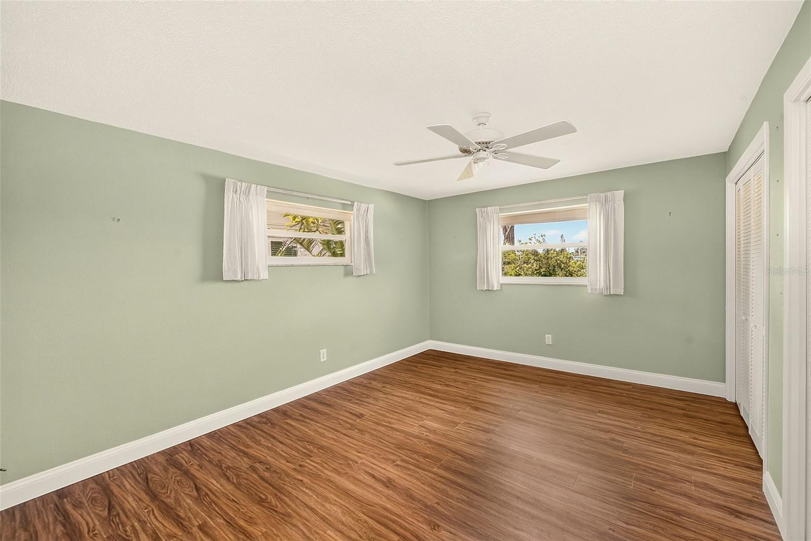 513 Harbor Dr N Property Photo 23