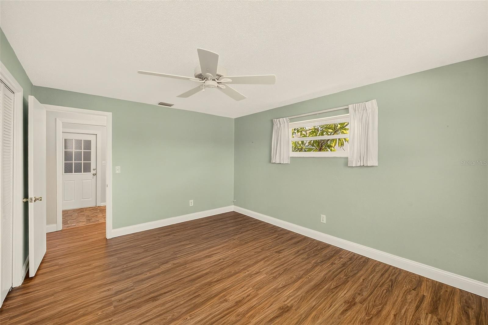 513 Harbor Dr N Property Photo 25