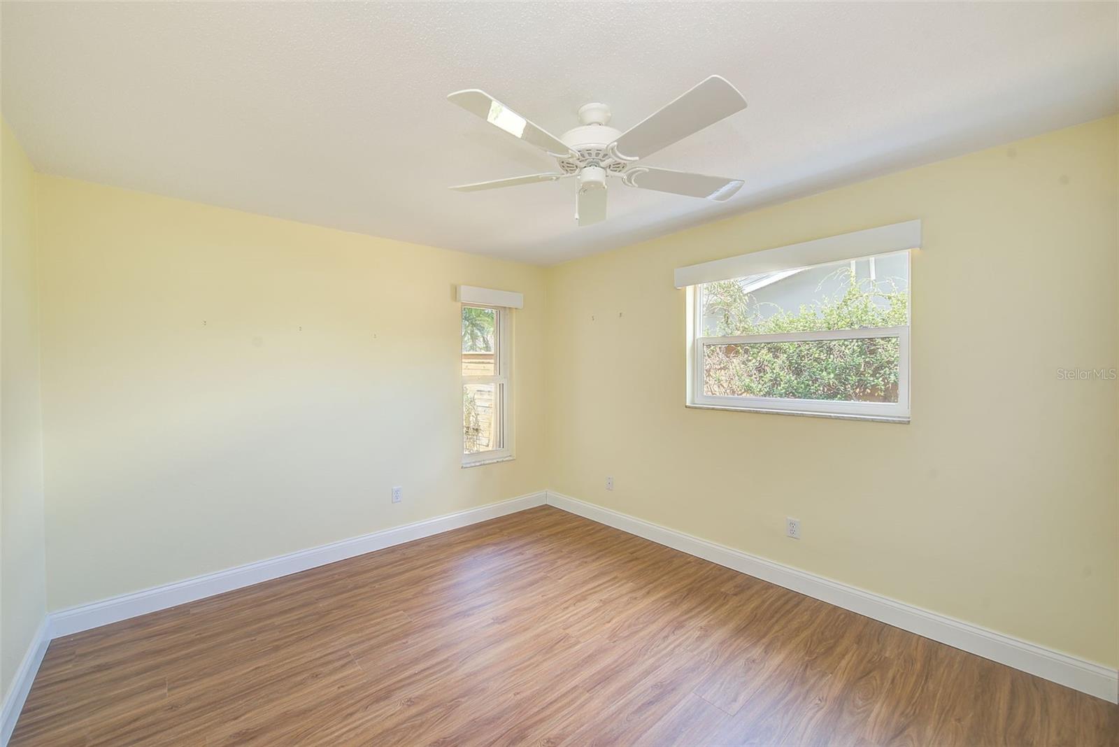 513 Harbor Dr N Property Photo 29