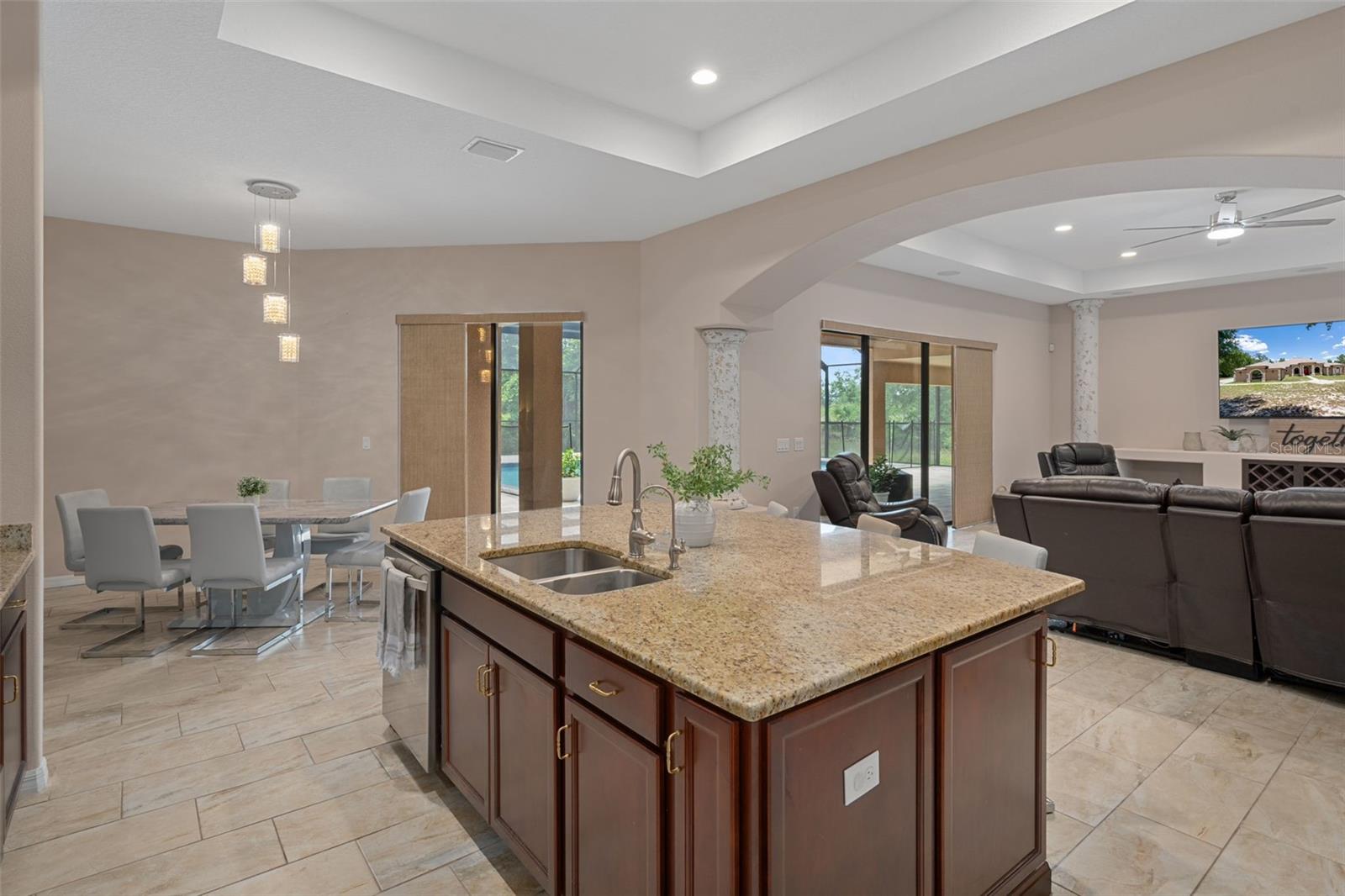 222 Suncoast Blvd Property Photo 26