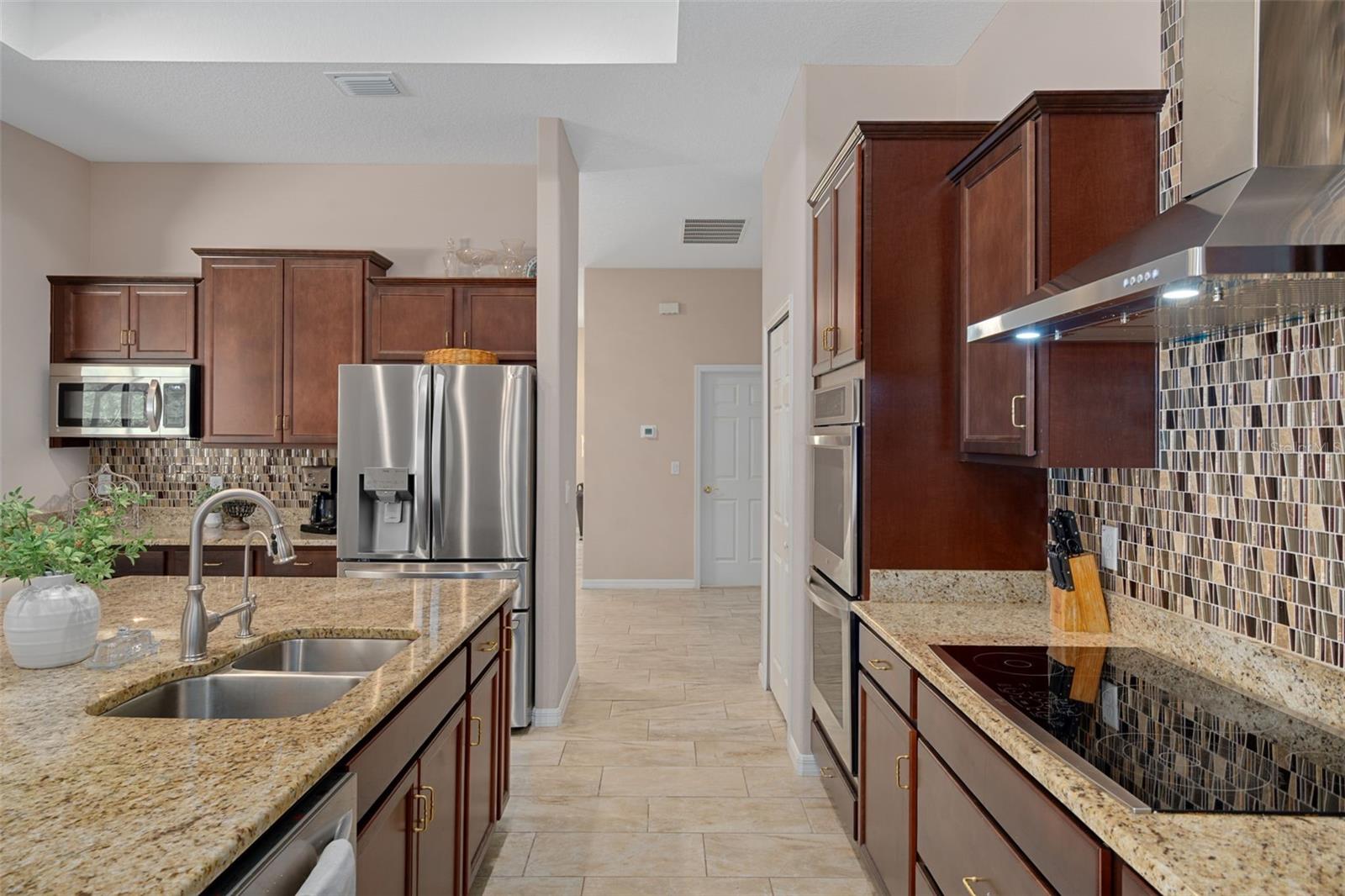 222 Suncoast Blvd Property Photo 28