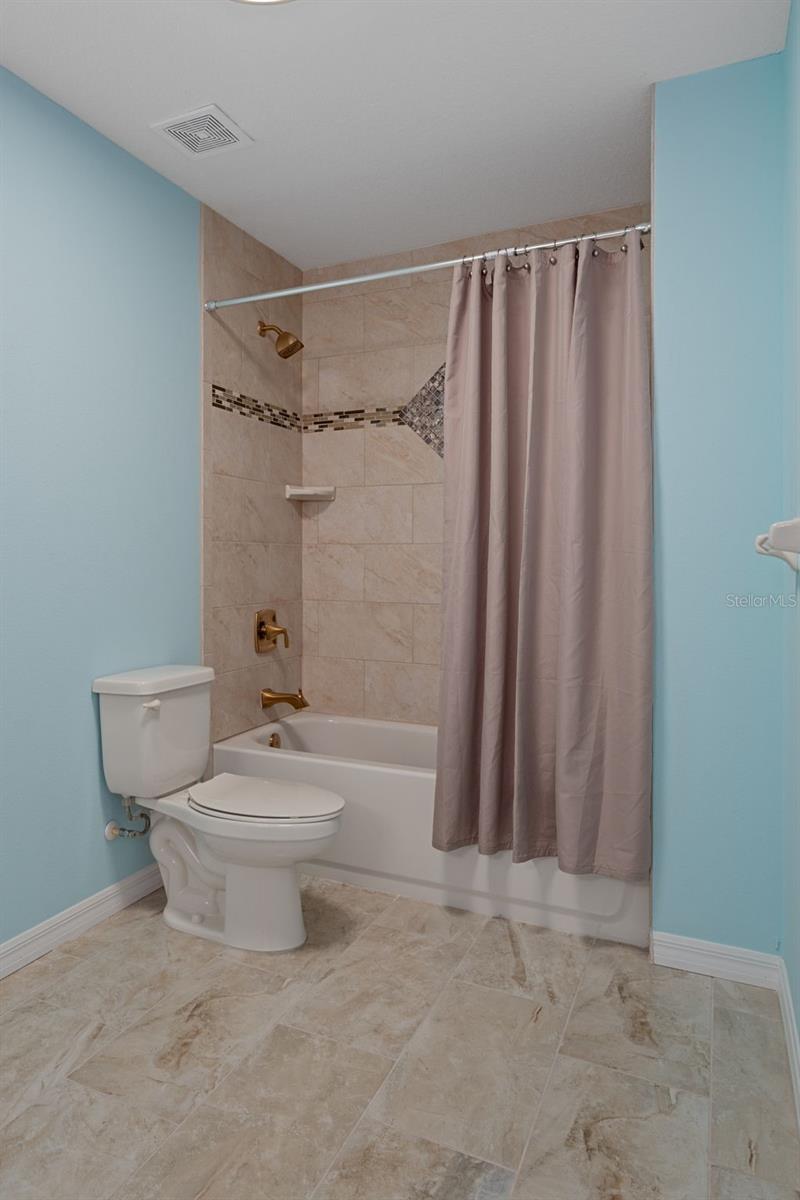 222 Suncoast Blvd Property Photo 56