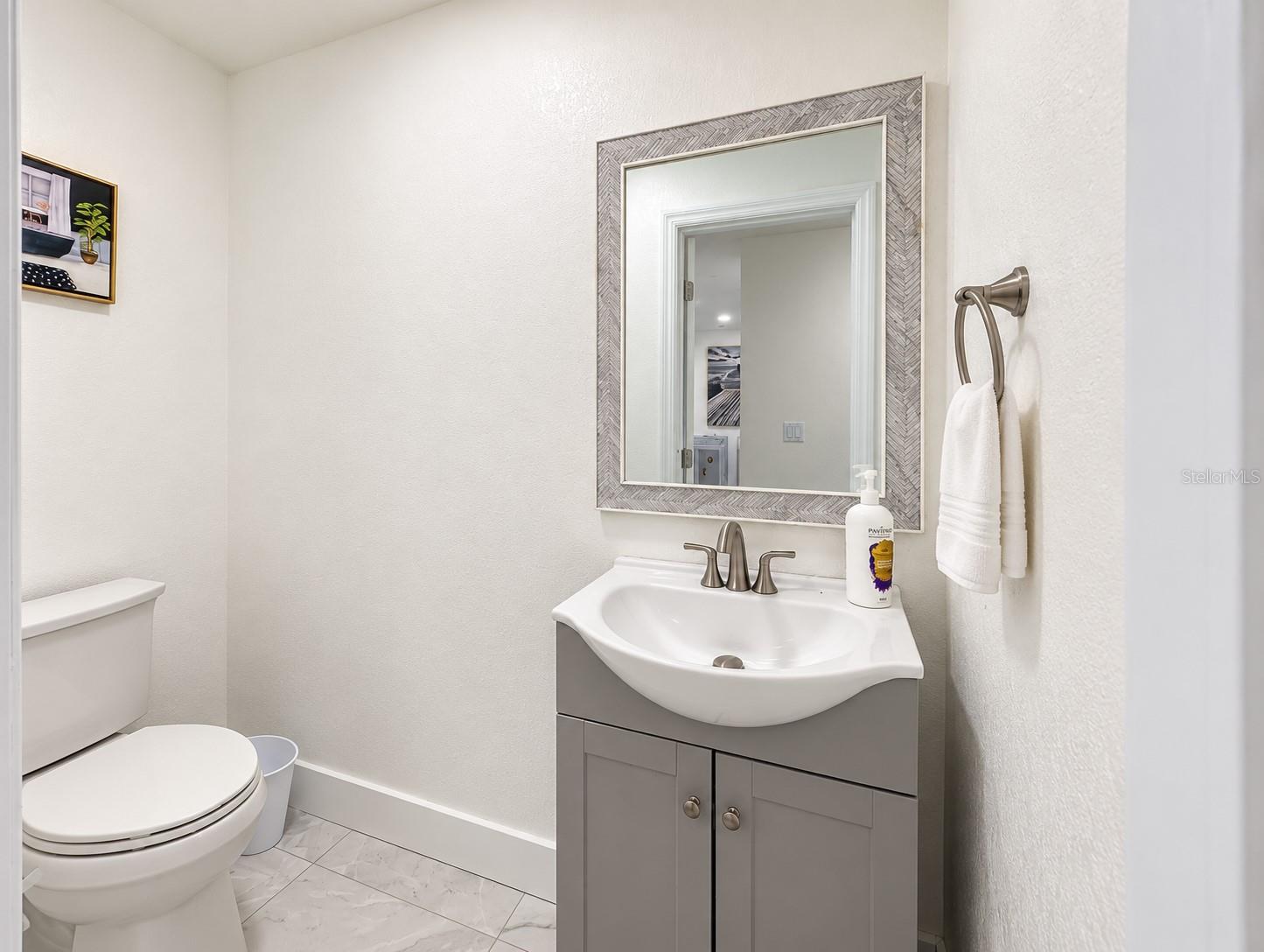 5331 Saddlebrook Way Property Photo 6
