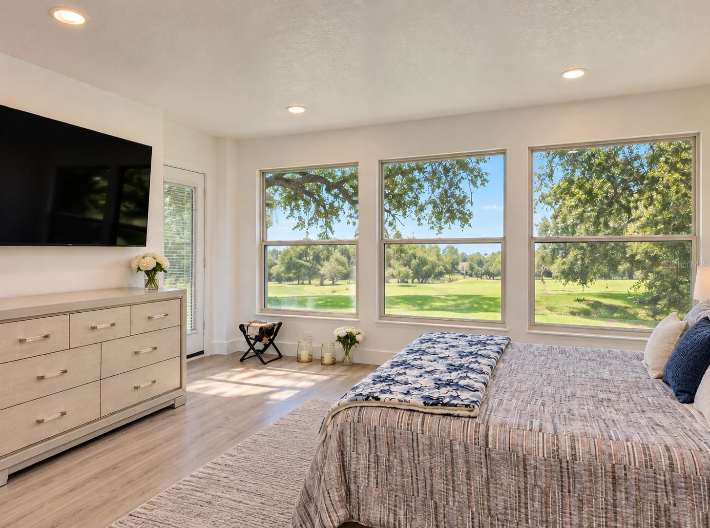 5331 Saddlebrook Way Property Photo 7