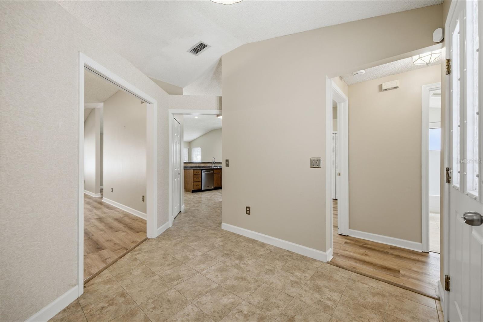 2023 Darlington Oak Dr Property Photo 8