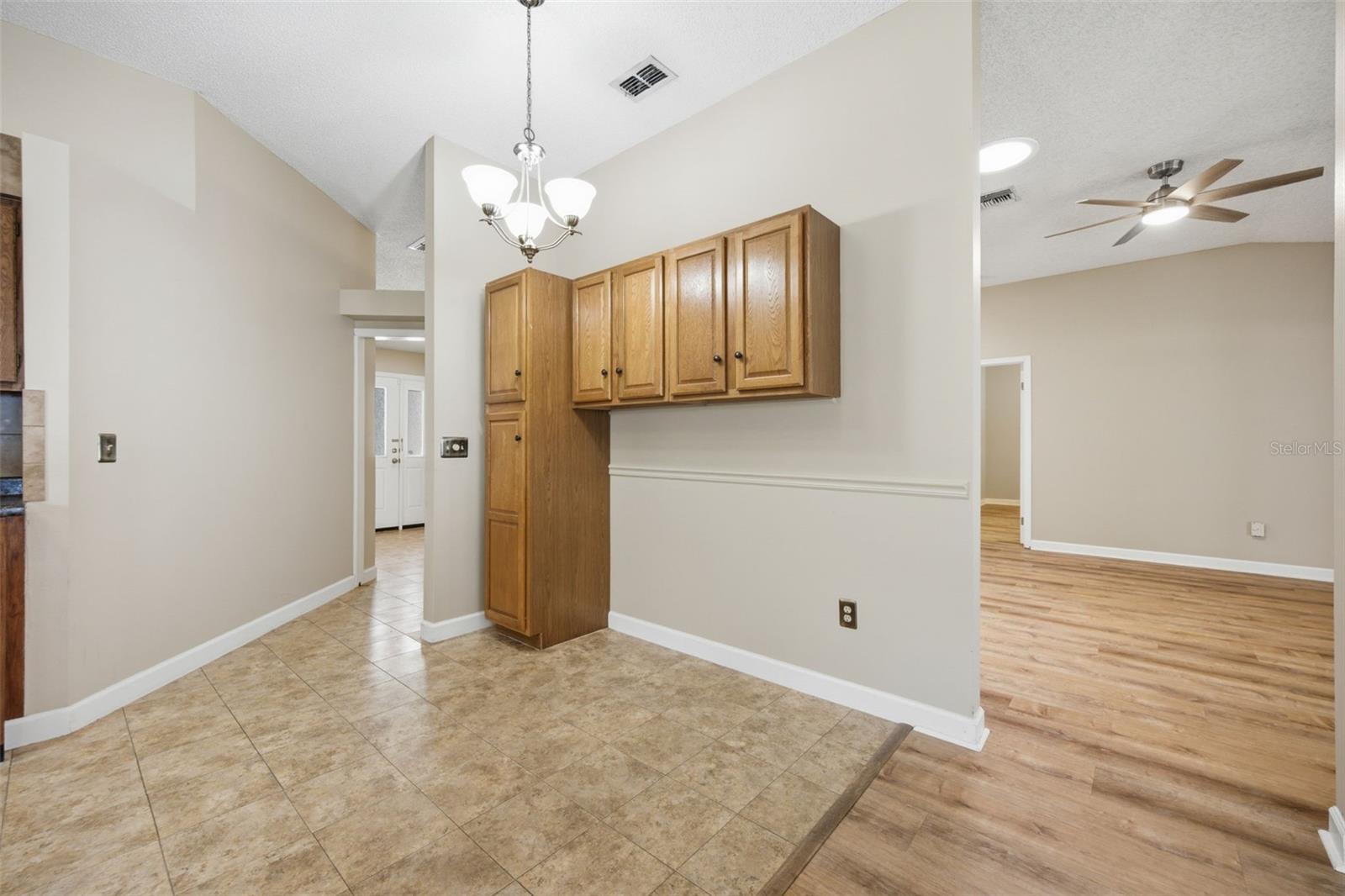 2023 Darlington Oak Dr Property Photo 9