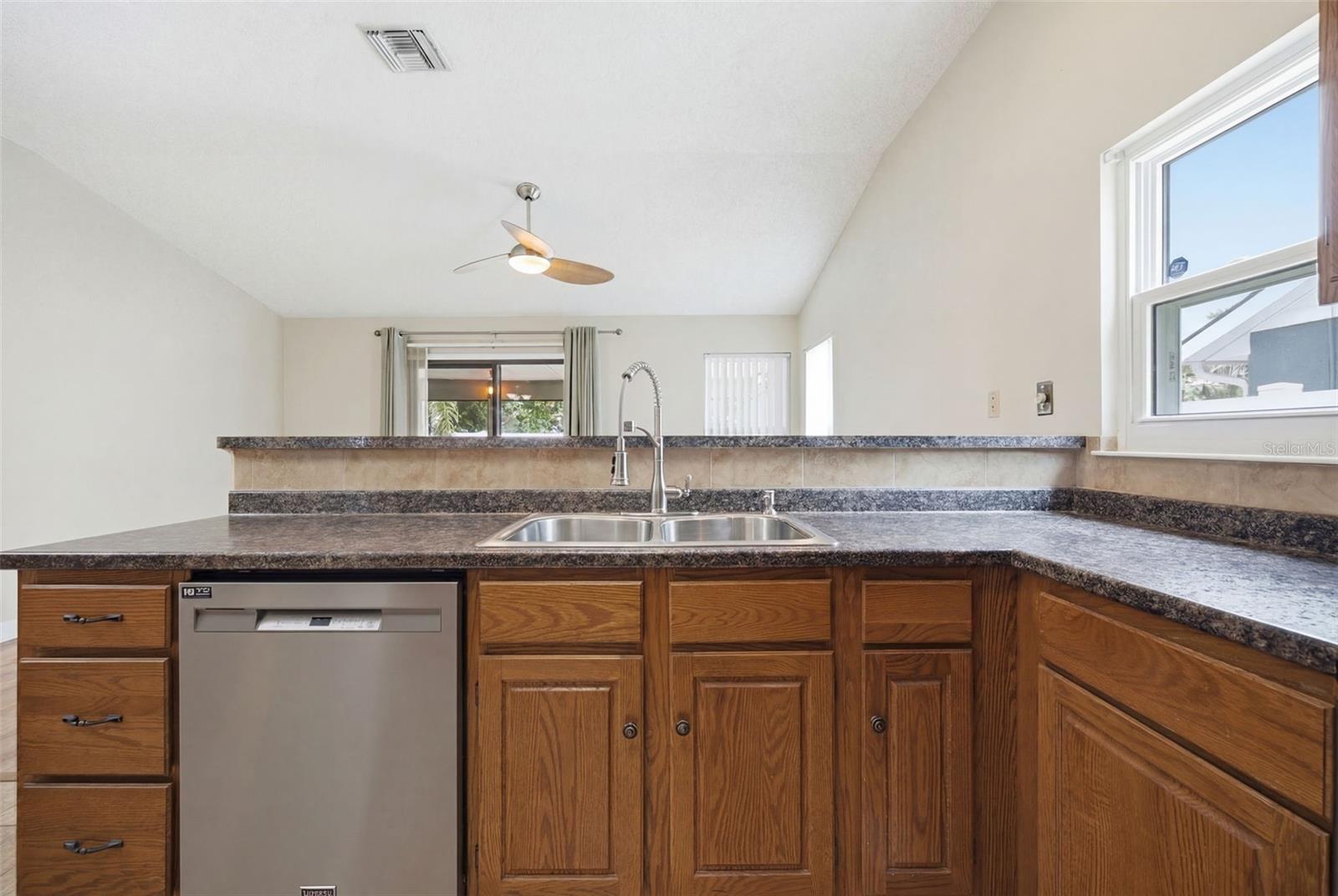 2023 Darlington Oak Dr Property Photo 12