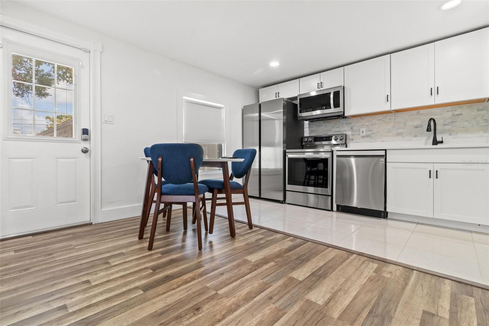 609 N Osceola Ave #a & B Property Photo 3