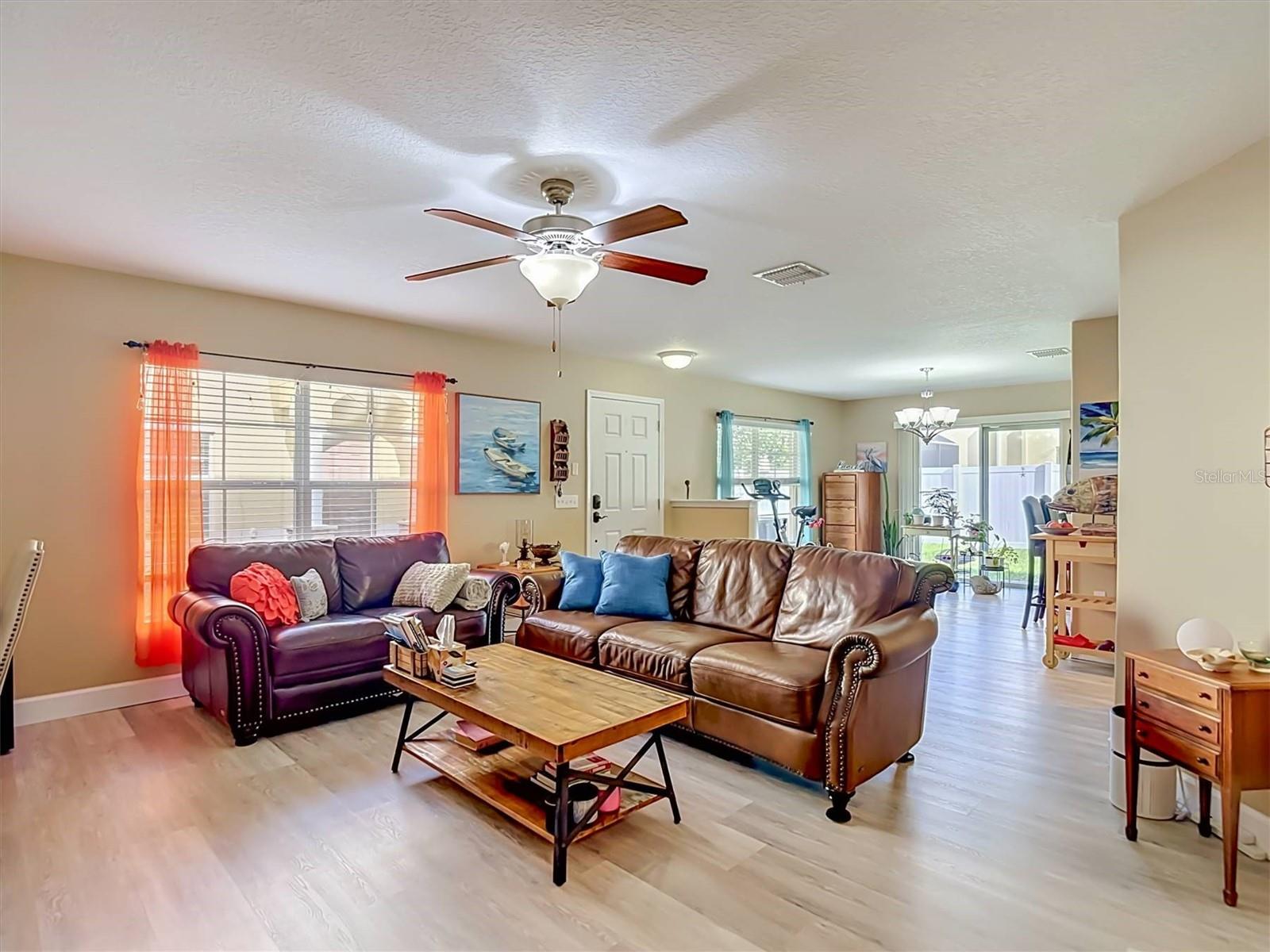 9838 Trumpet Vine Loop Property Photo 9