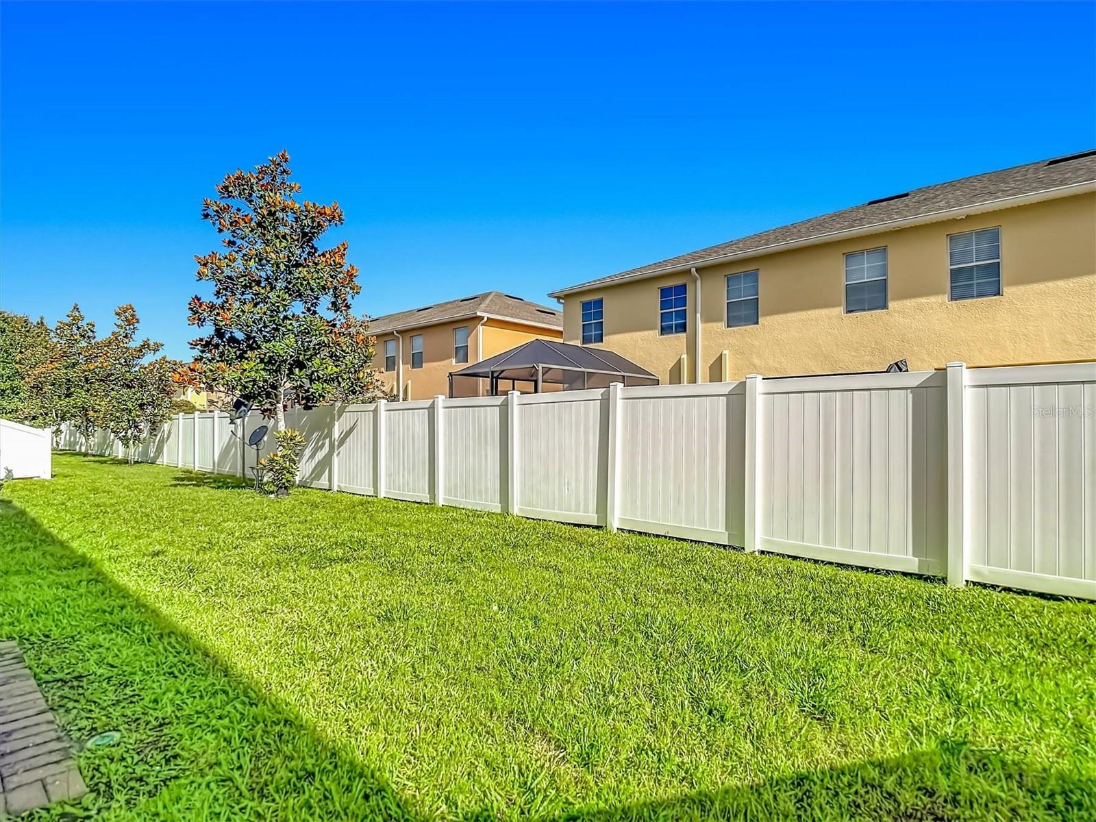 9838 Trumpet Vine Loop Property Photo 39