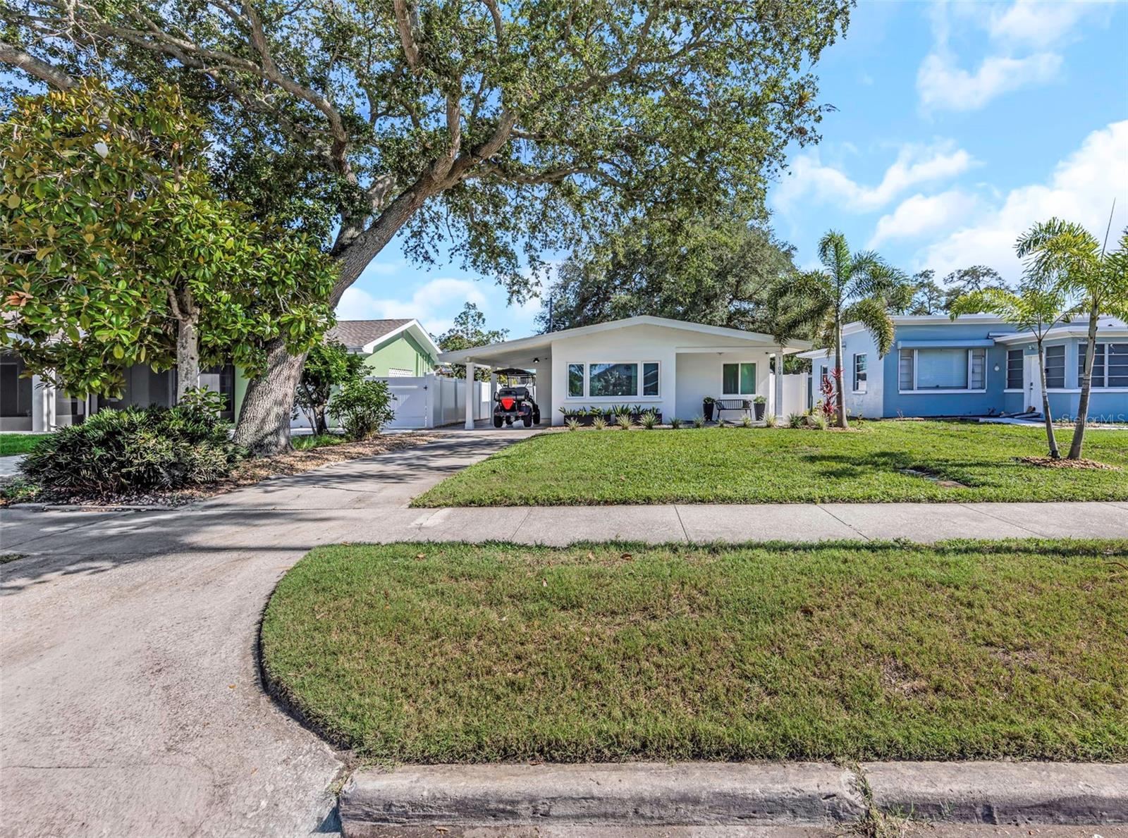 1109 Marine St Property Photo 8
