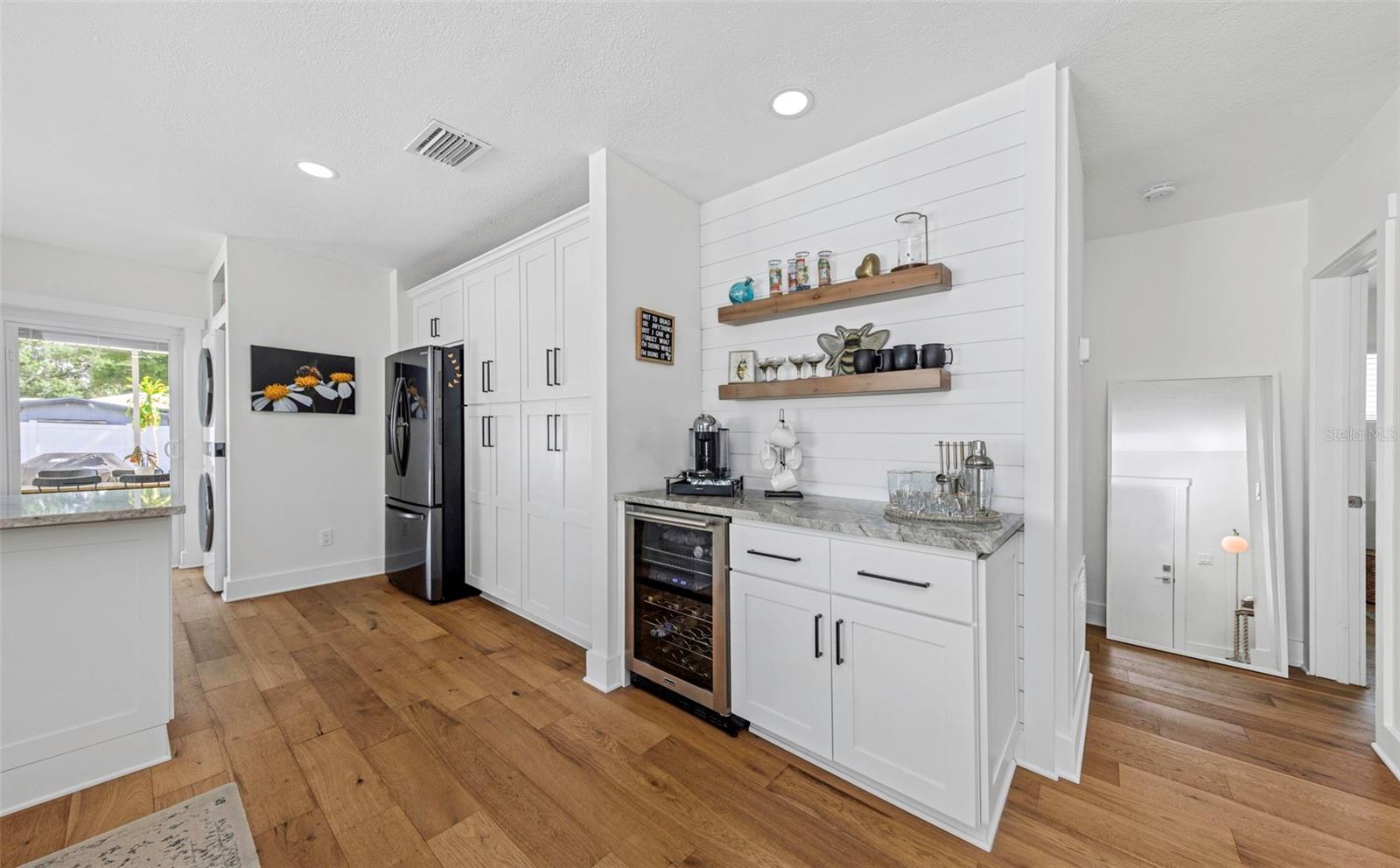 1109 Marine St Property Photo 25