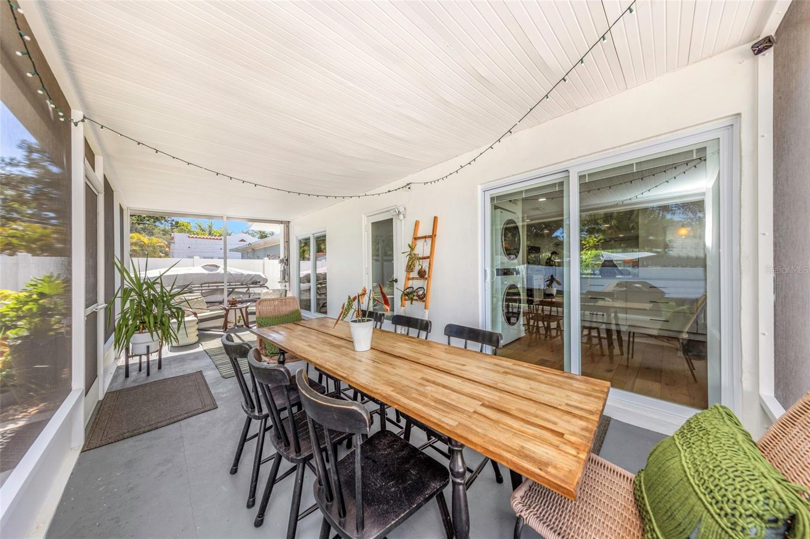 1109 Marine St Property Photo 40