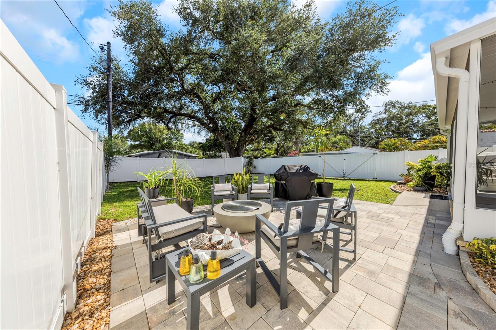 1109 Marine St Property Photo 50