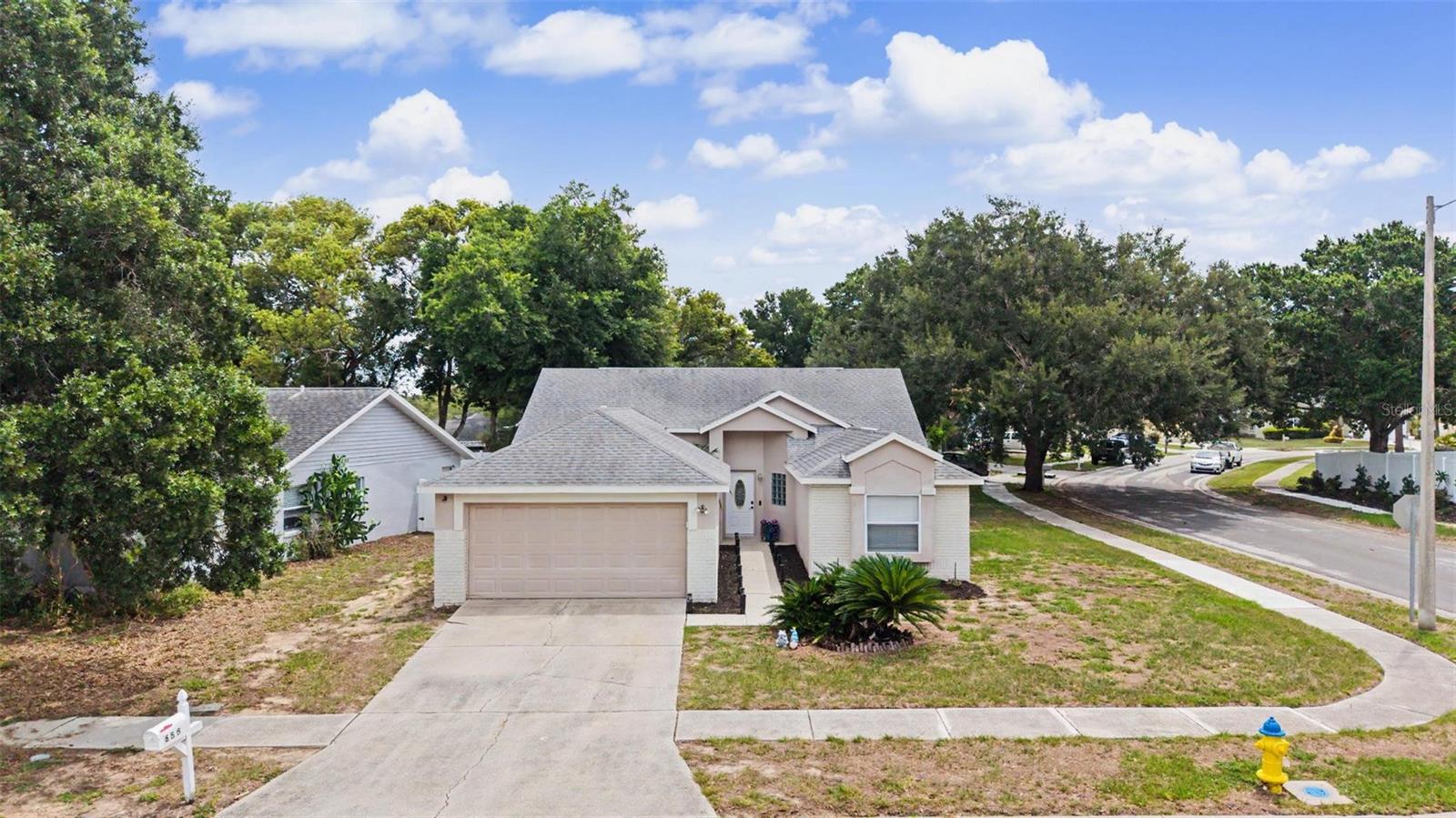 655 Sand Ridge Dr Property Photo 1