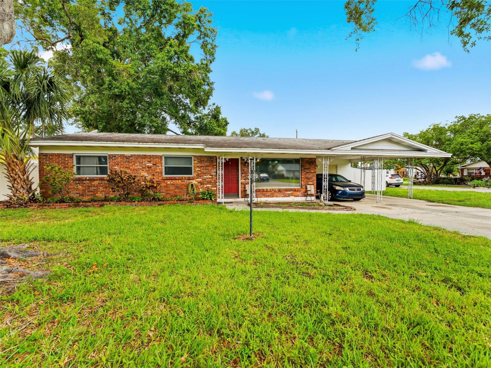 2109 W Erna Dr Property Photo 4
