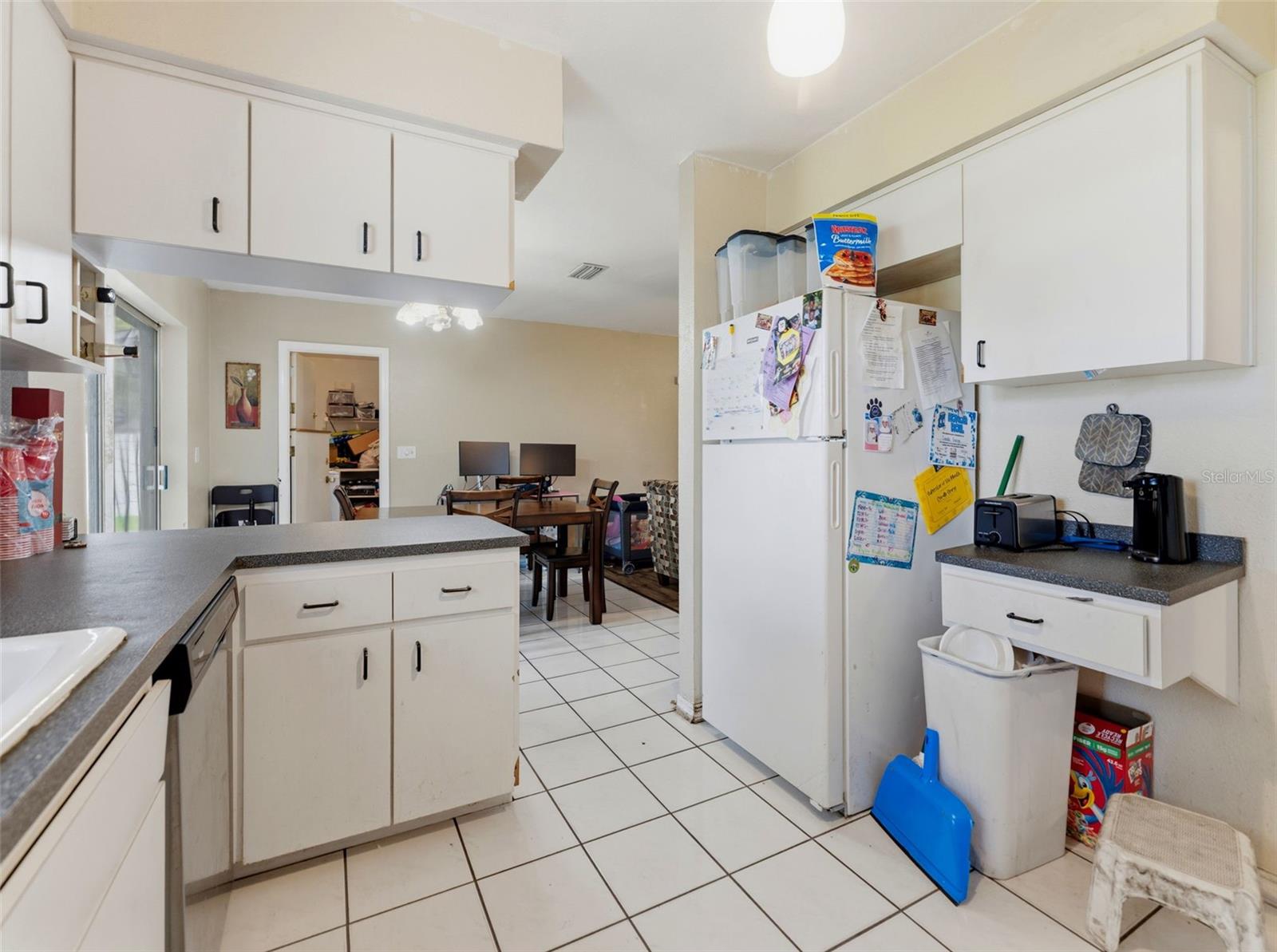 2109 W Erna Dr Property Photo 13