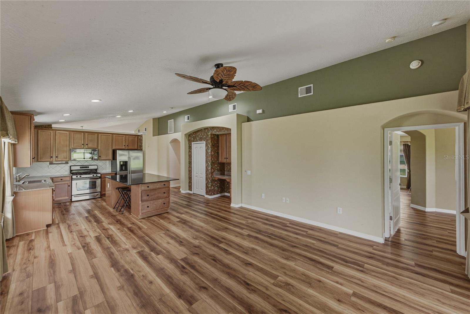5064 Gevalia Dr Property Photo 12