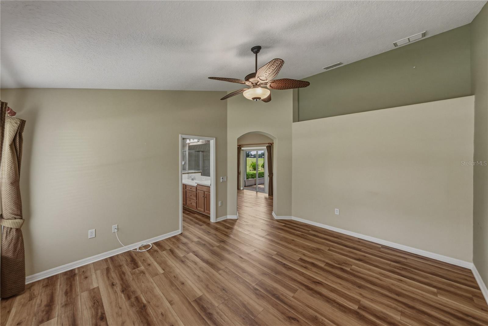 5064 Gevalia Dr Property Photo 28