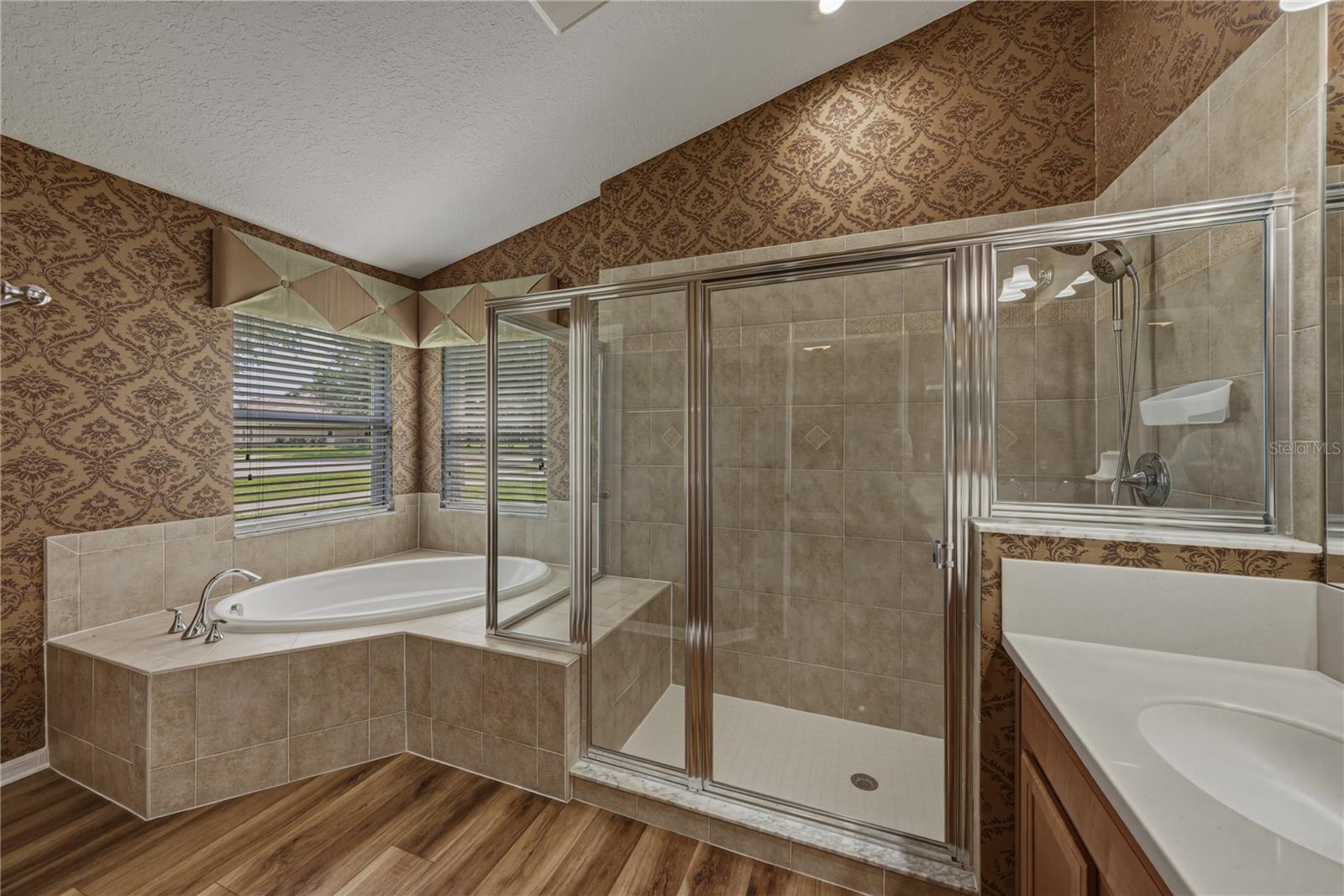 5064 Gevalia Dr Property Photo 30