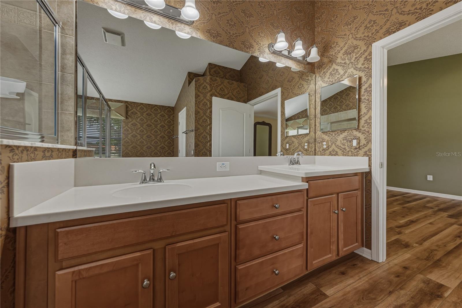 5064 Gevalia Dr Property Photo 34