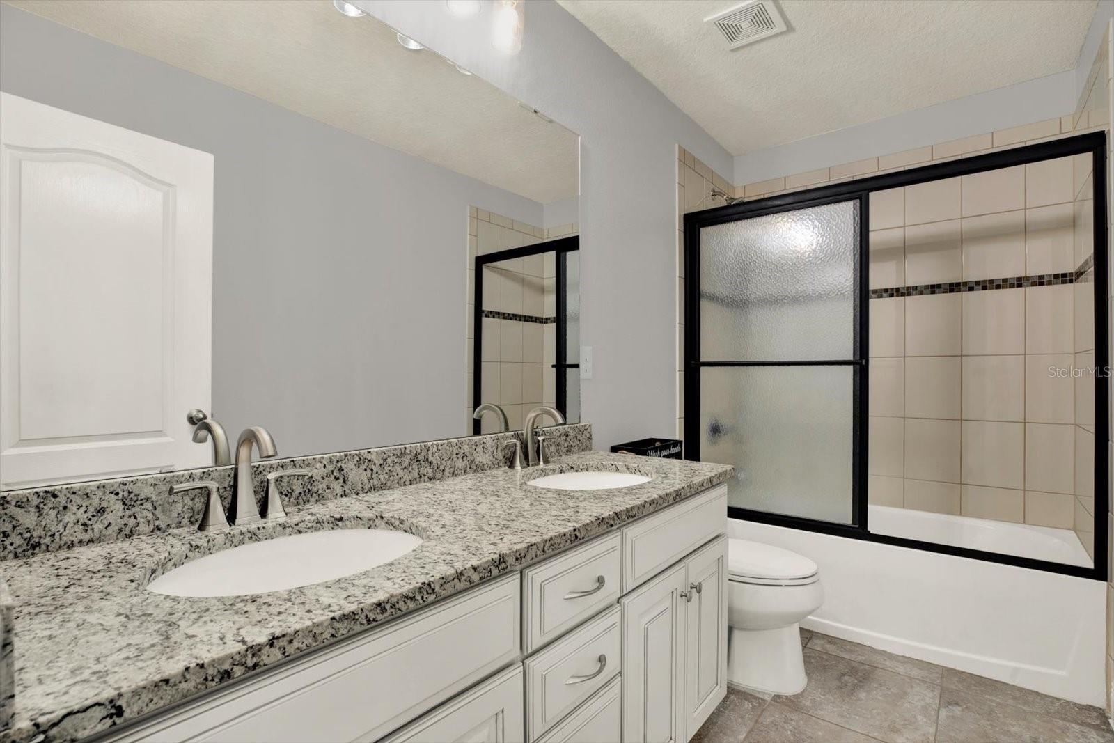 11702 Lake Lucaya Dr Property Photo 32