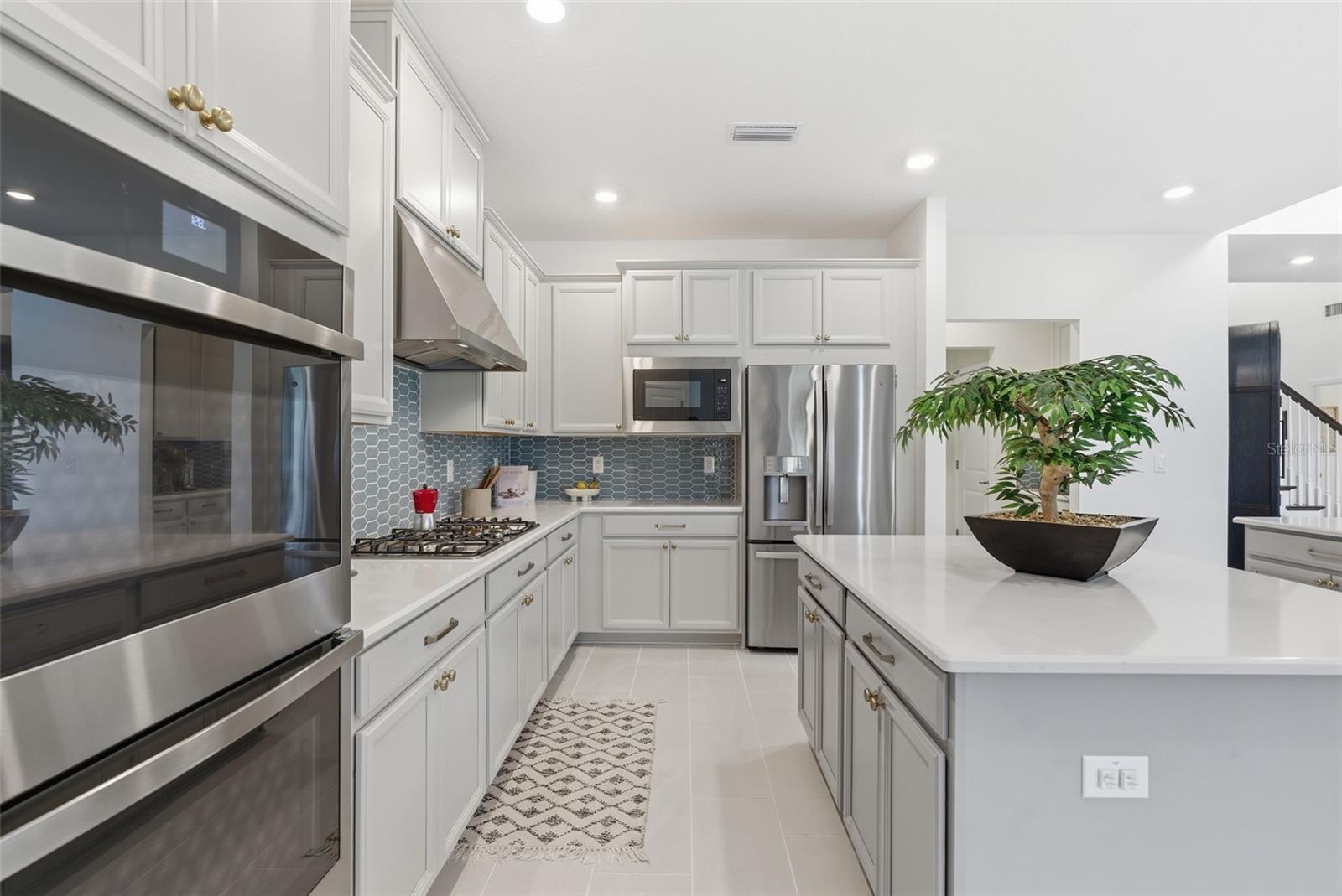 33774 Castaway Loop Property Photo 12