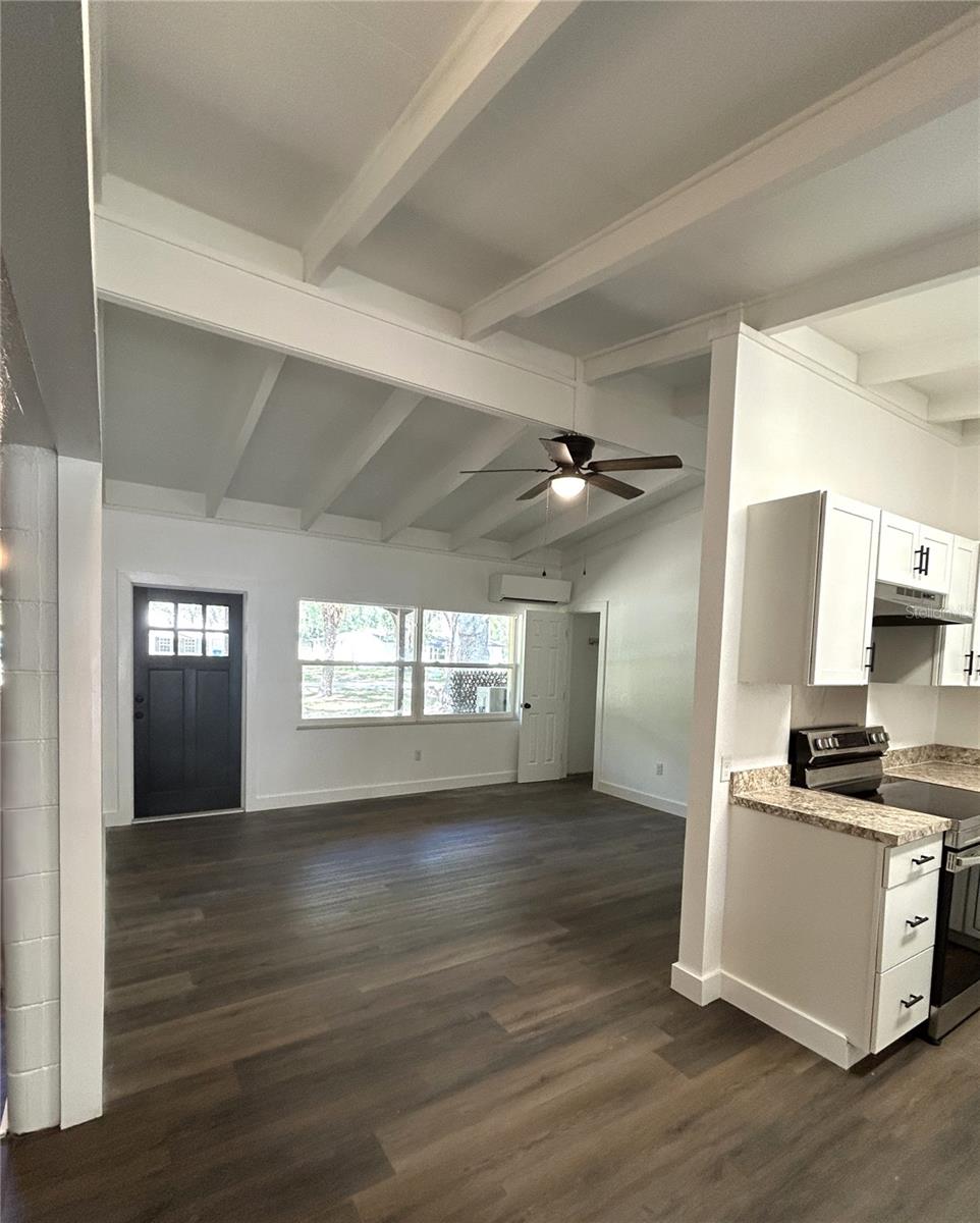 34798 Evergreen Way Property Photo 7